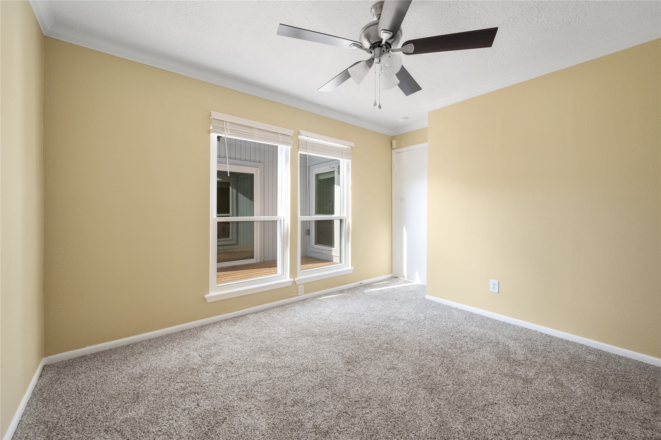 5050 Spring Forest Drive Property Photo 17