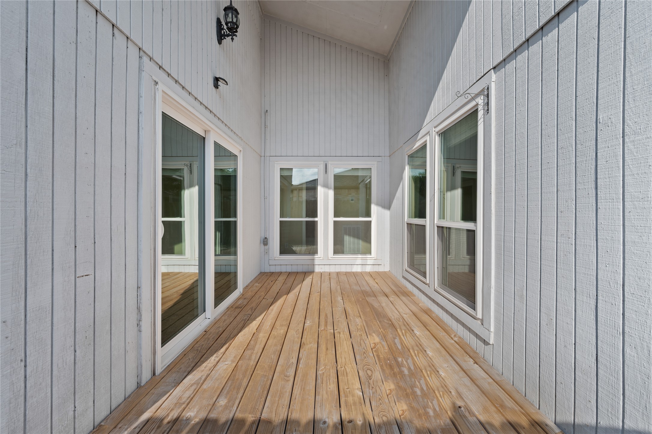 5050 Spring Forest Drive Property Photo 19