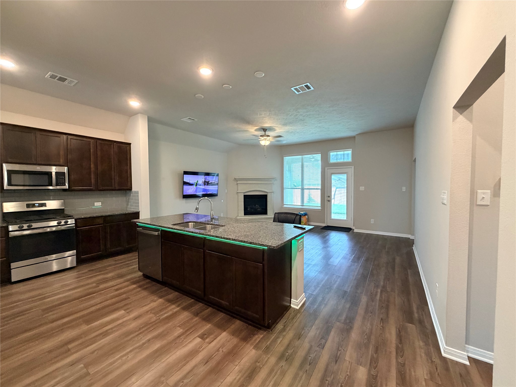 2079 Muscadine Trail Property Photo 4