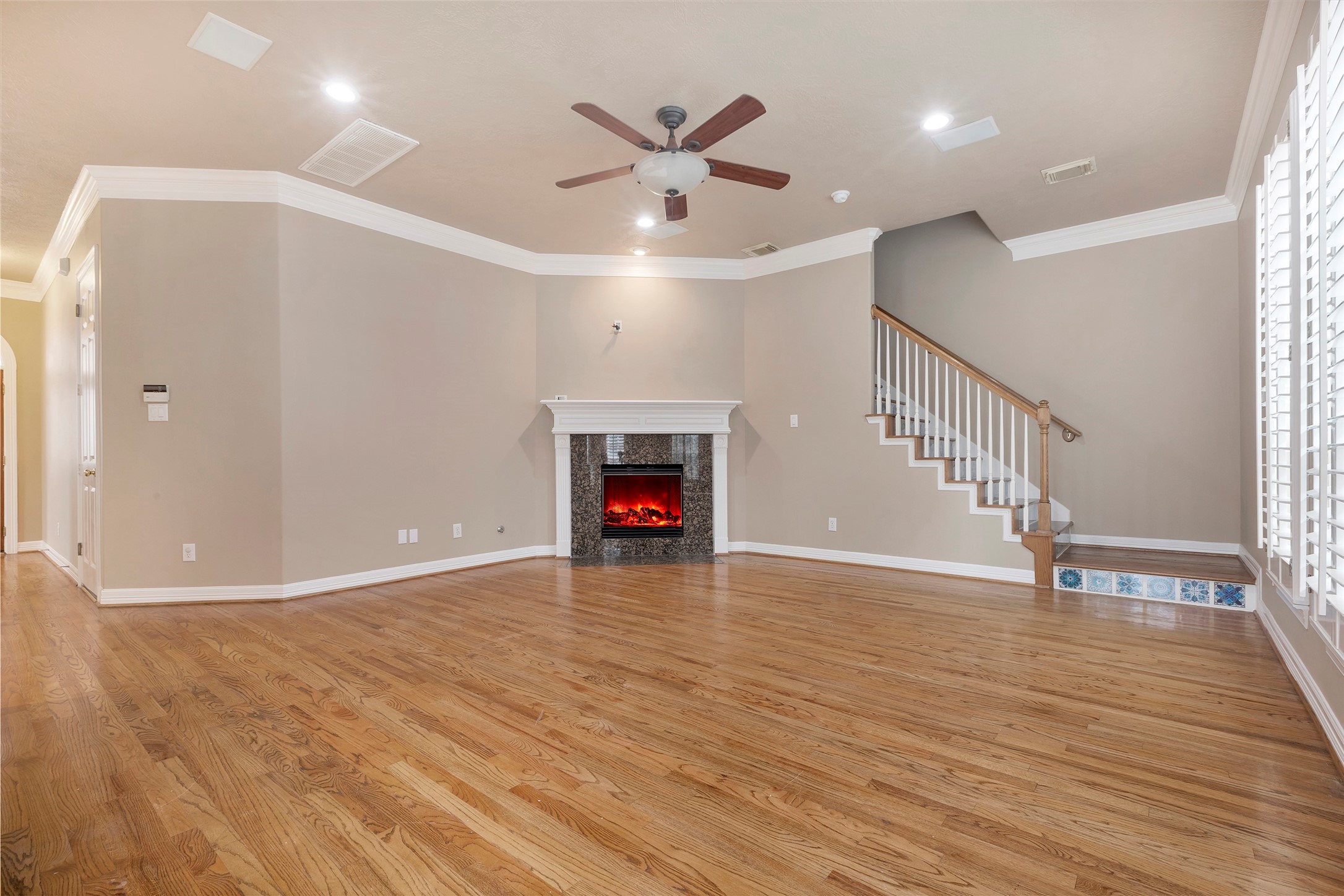 2811 Val Verde Park Property Photo 7