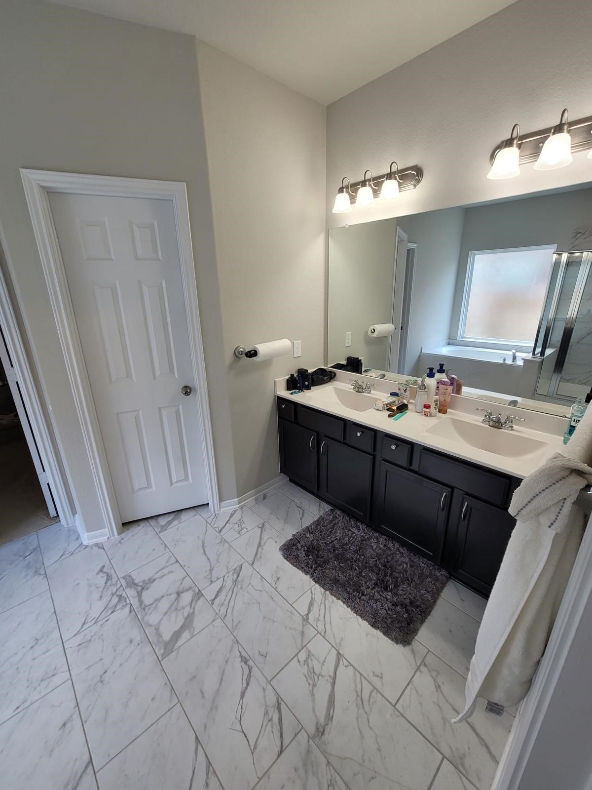 4418 Hronas Drive Property Photo 10