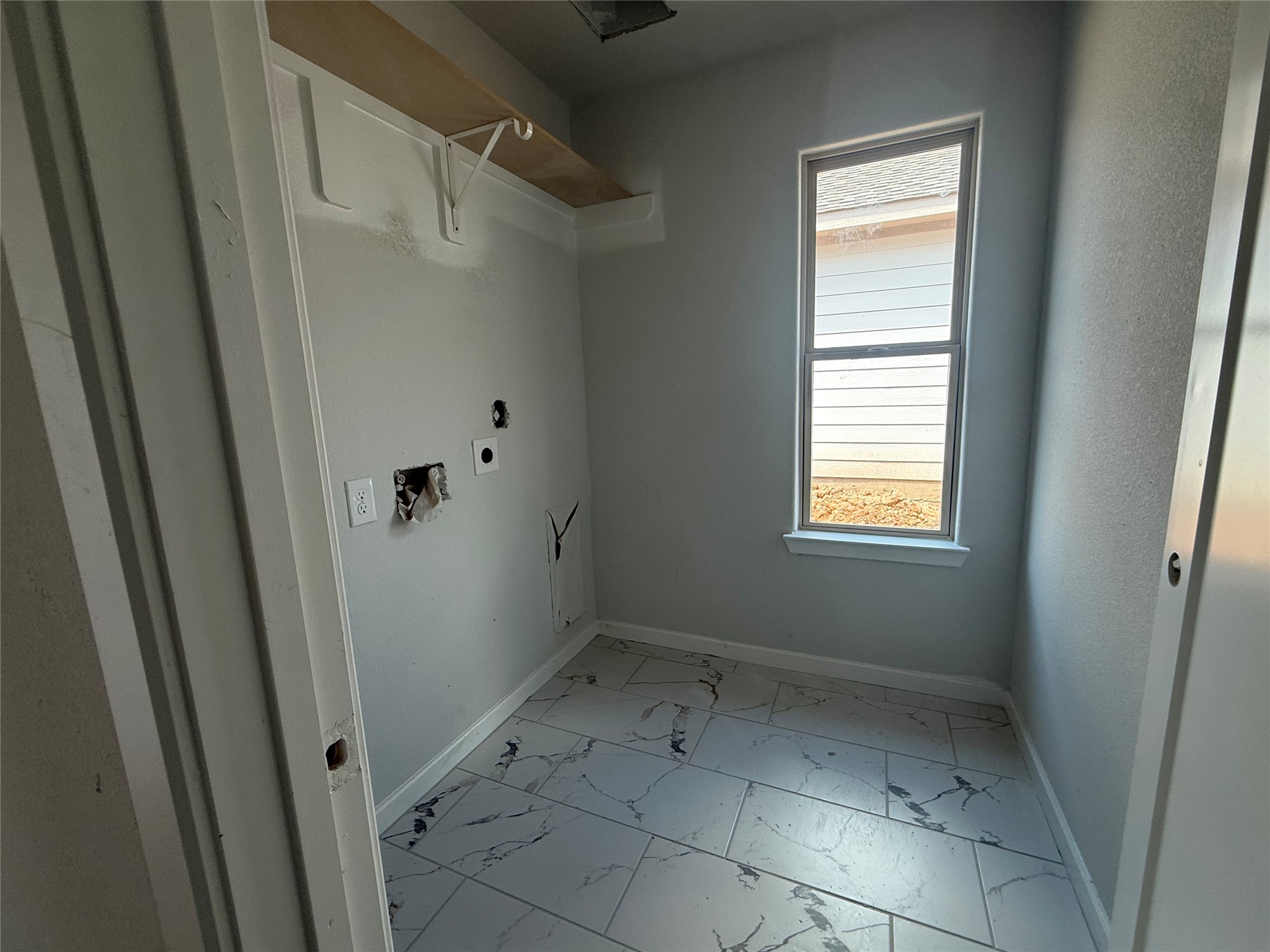 12204 Lexington Heights Drive Property Photo 5