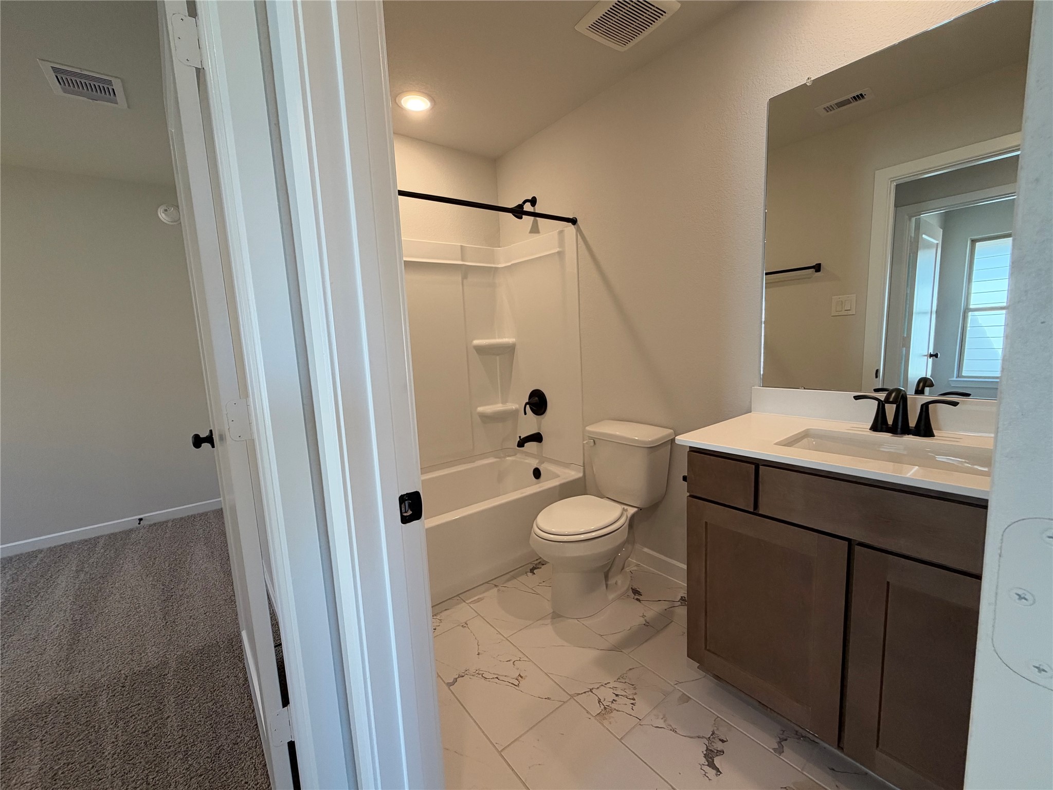 12204 Lexington Heights Drive Property Photo 5