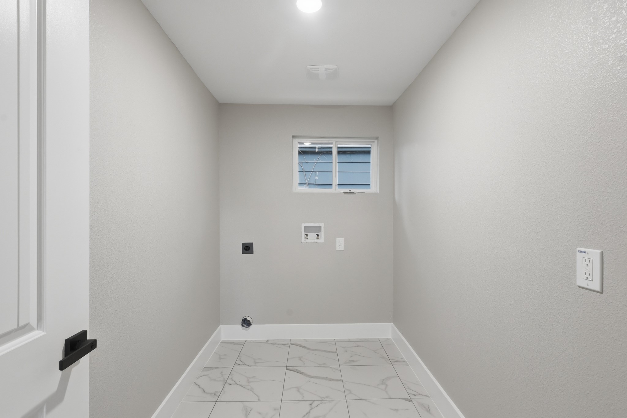 105 Opal Court Property Photo 12