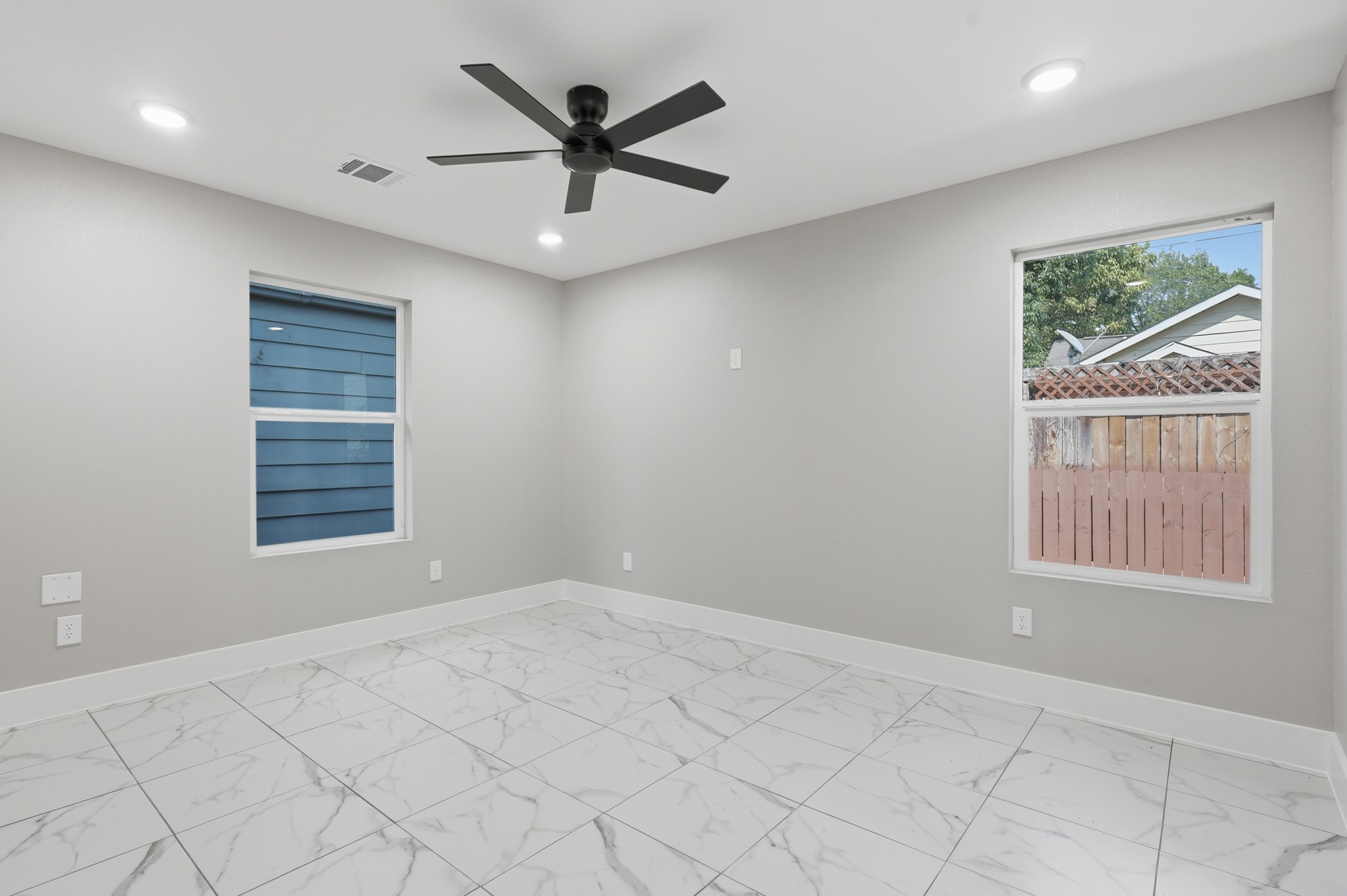 105 Opal Court Property Photo 13