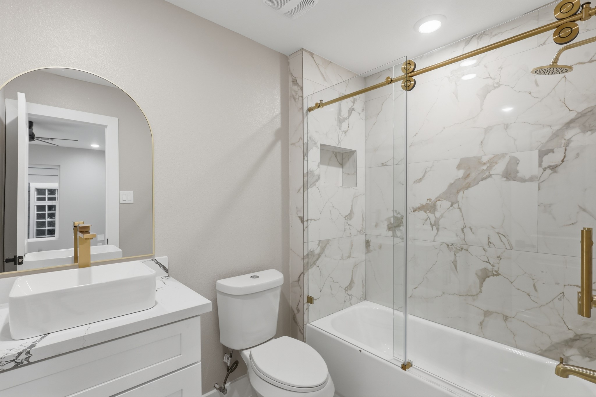 105 Opal Court Property Photo 15