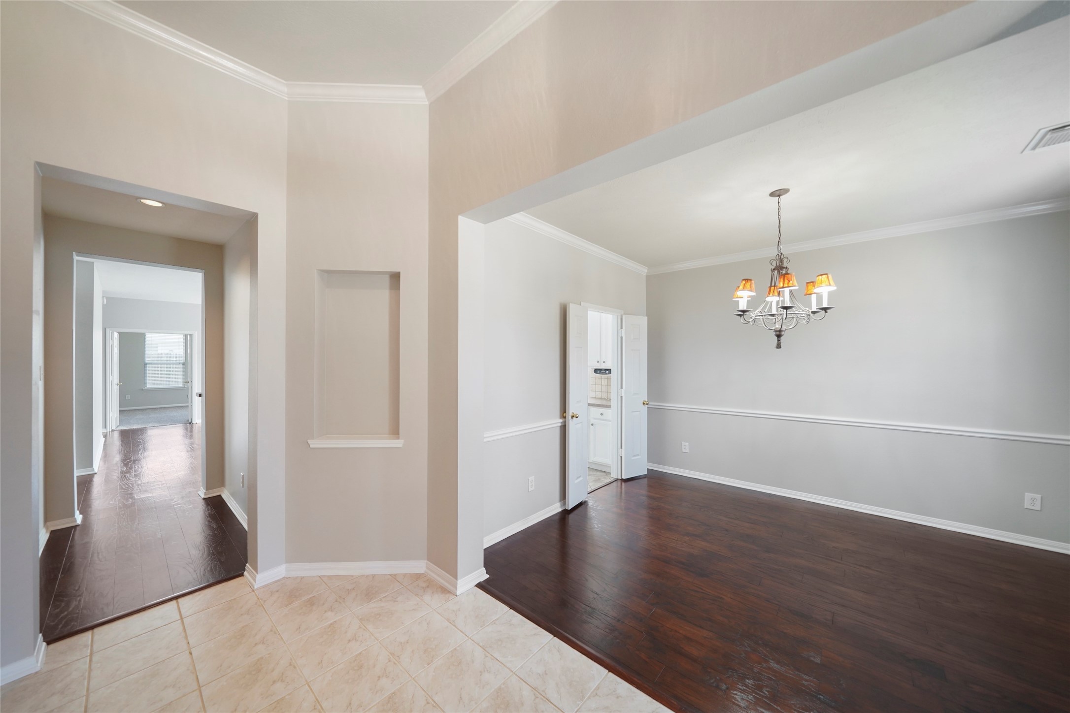 5602 Beaver Pass Lane Property Photo 3