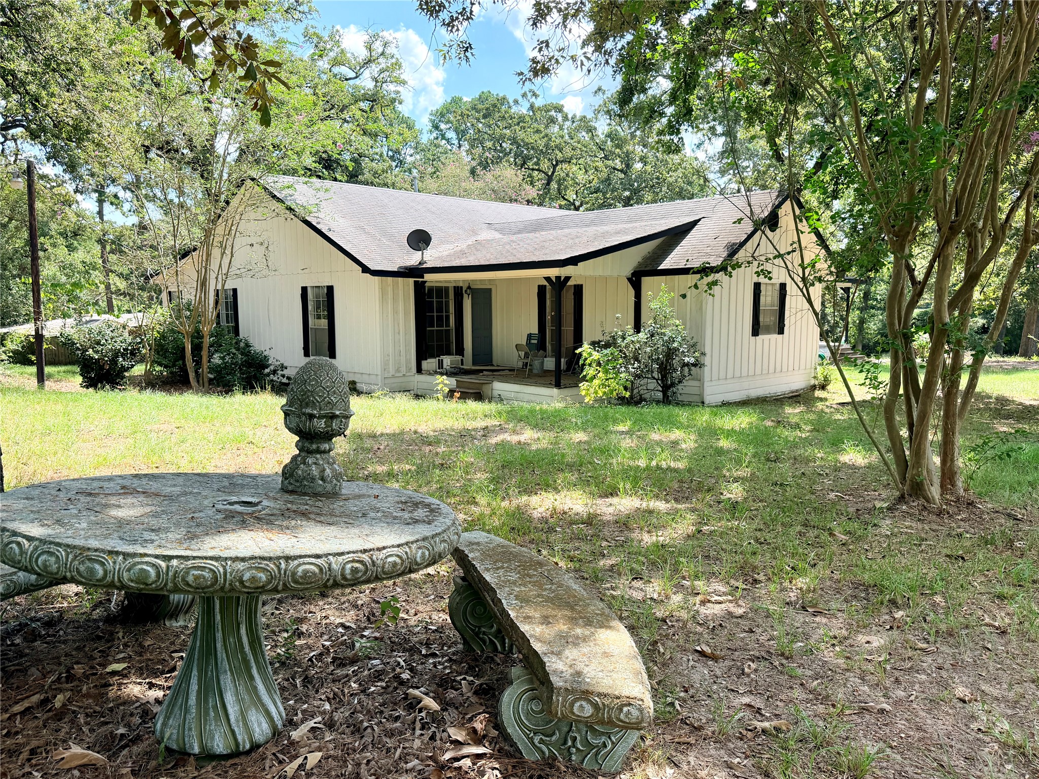 10652 Fm 2022 N Property Photo 3