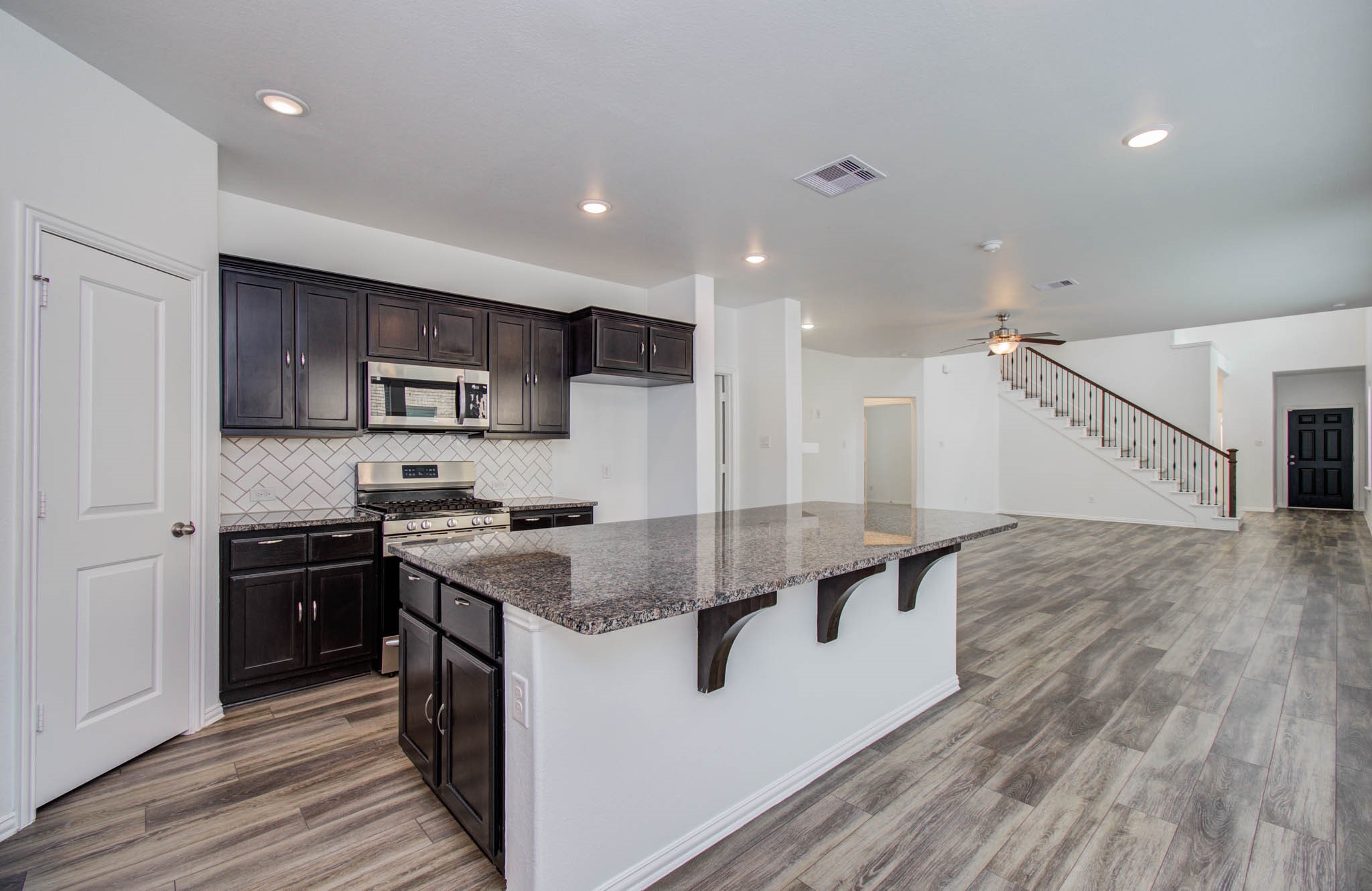 3730 Bach Street Property Photo 13