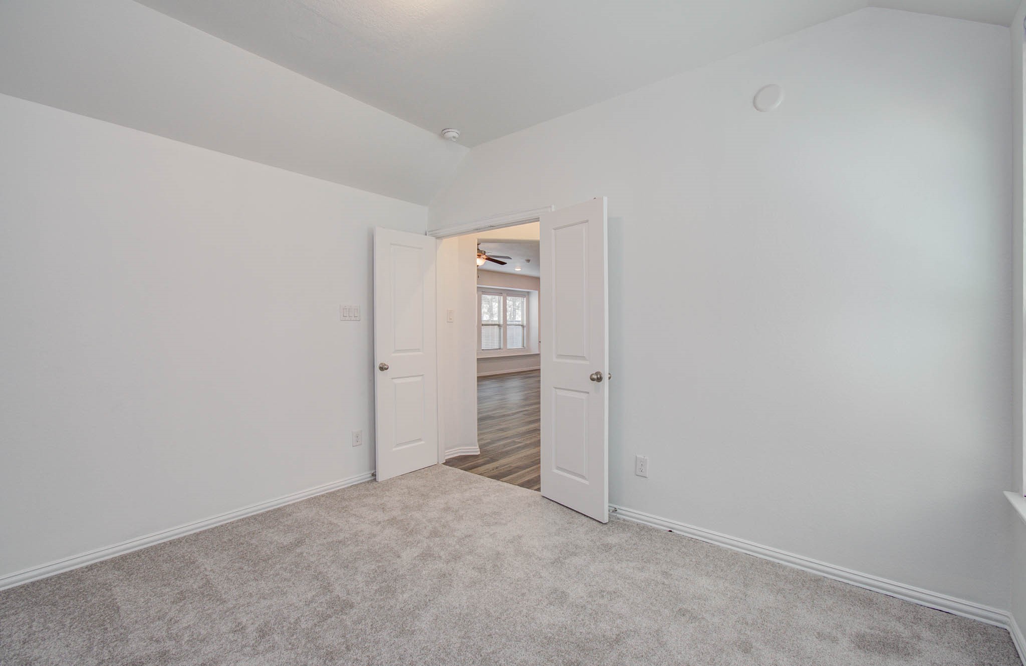 3730 Bach Street Property Photo 25