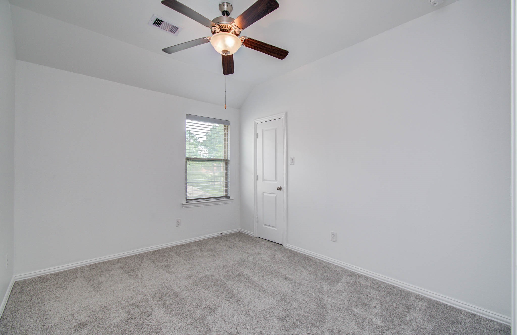 3730 Bach Street Property Photo 34