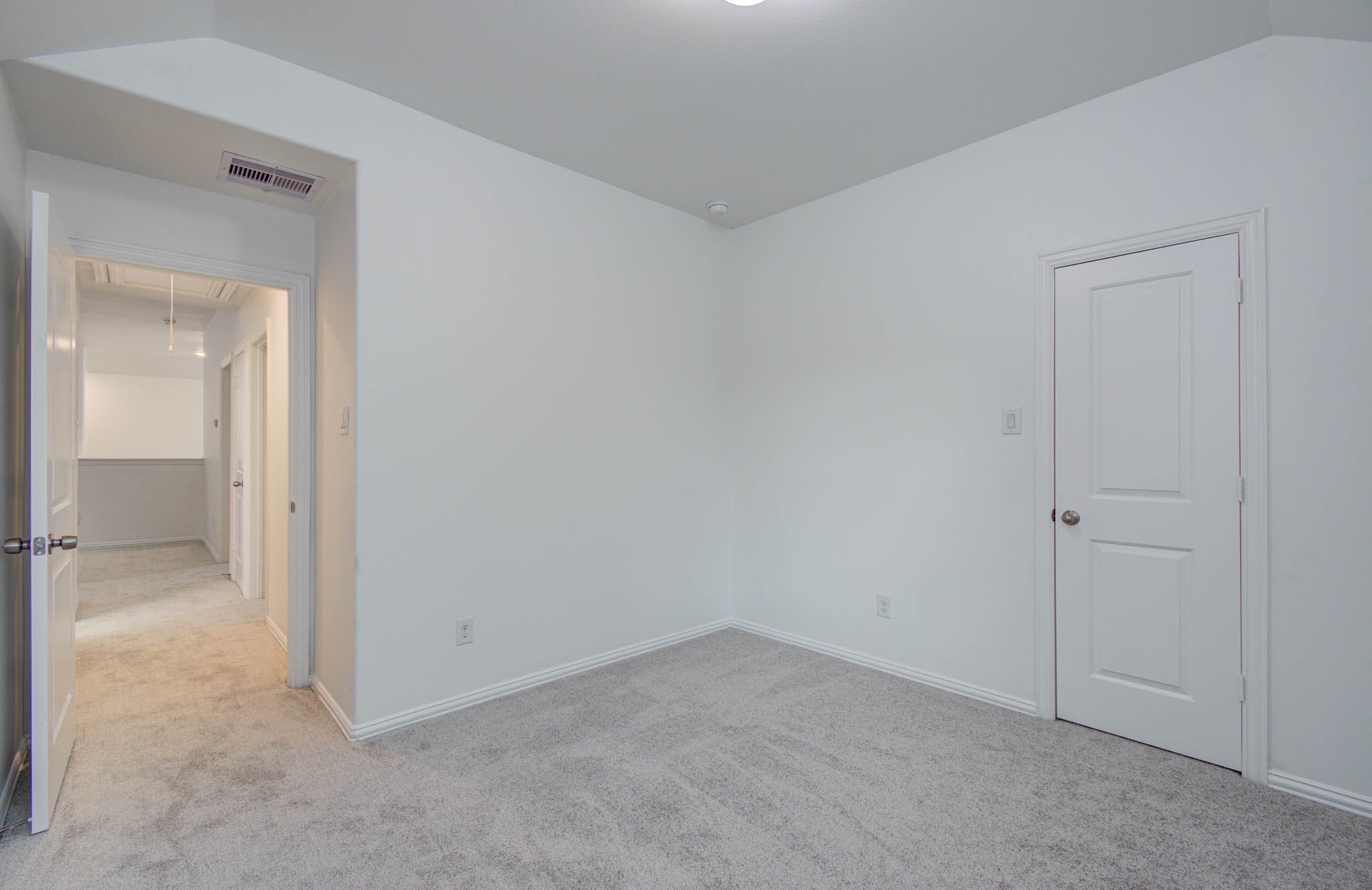 3730 Bach Street Property Photo 37