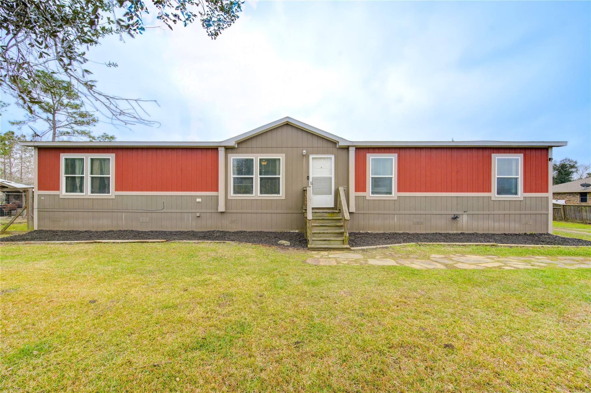 2923 County Road 292 Property Photo 1
