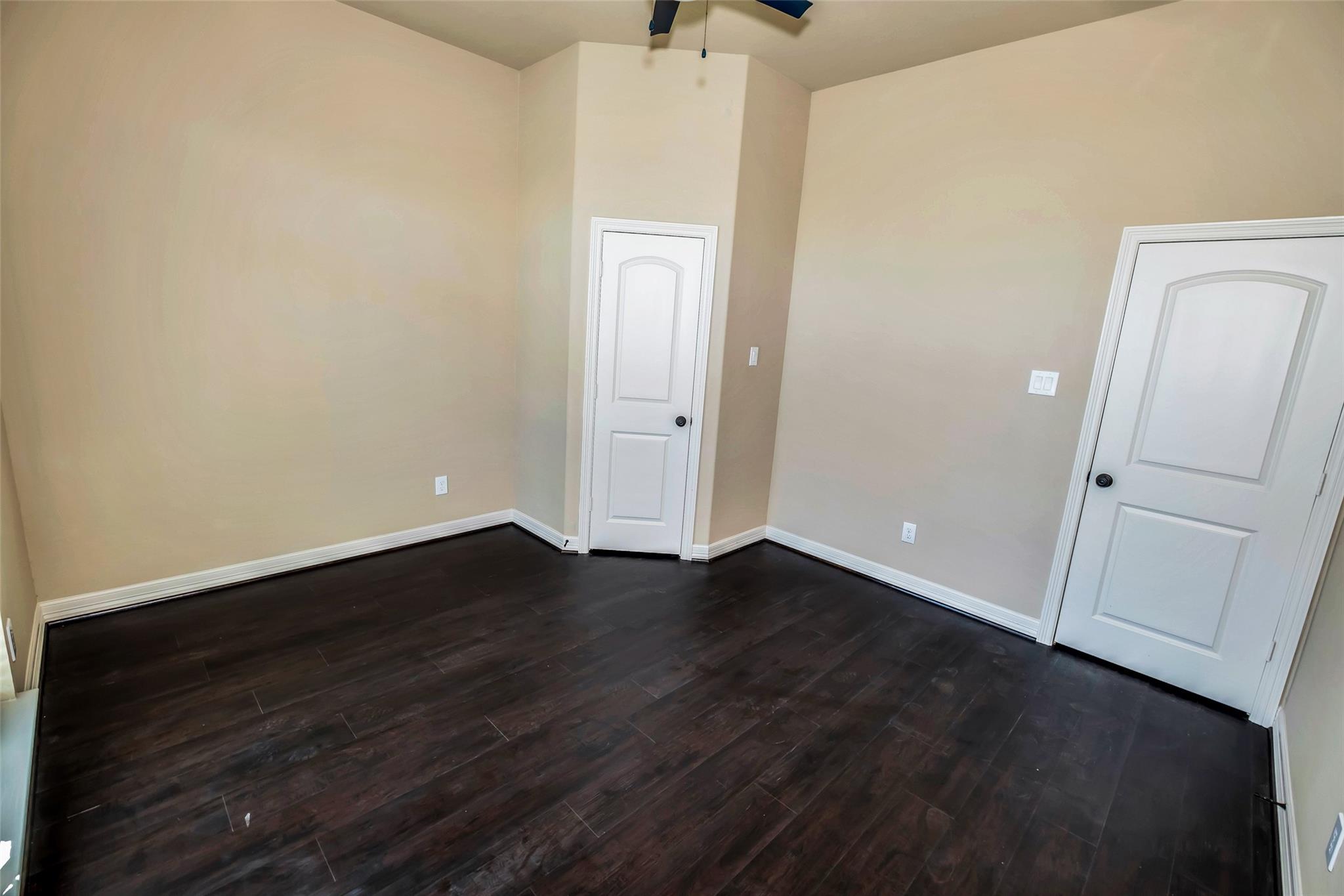 3207 Gibbons Crest Lane Property Photo 28