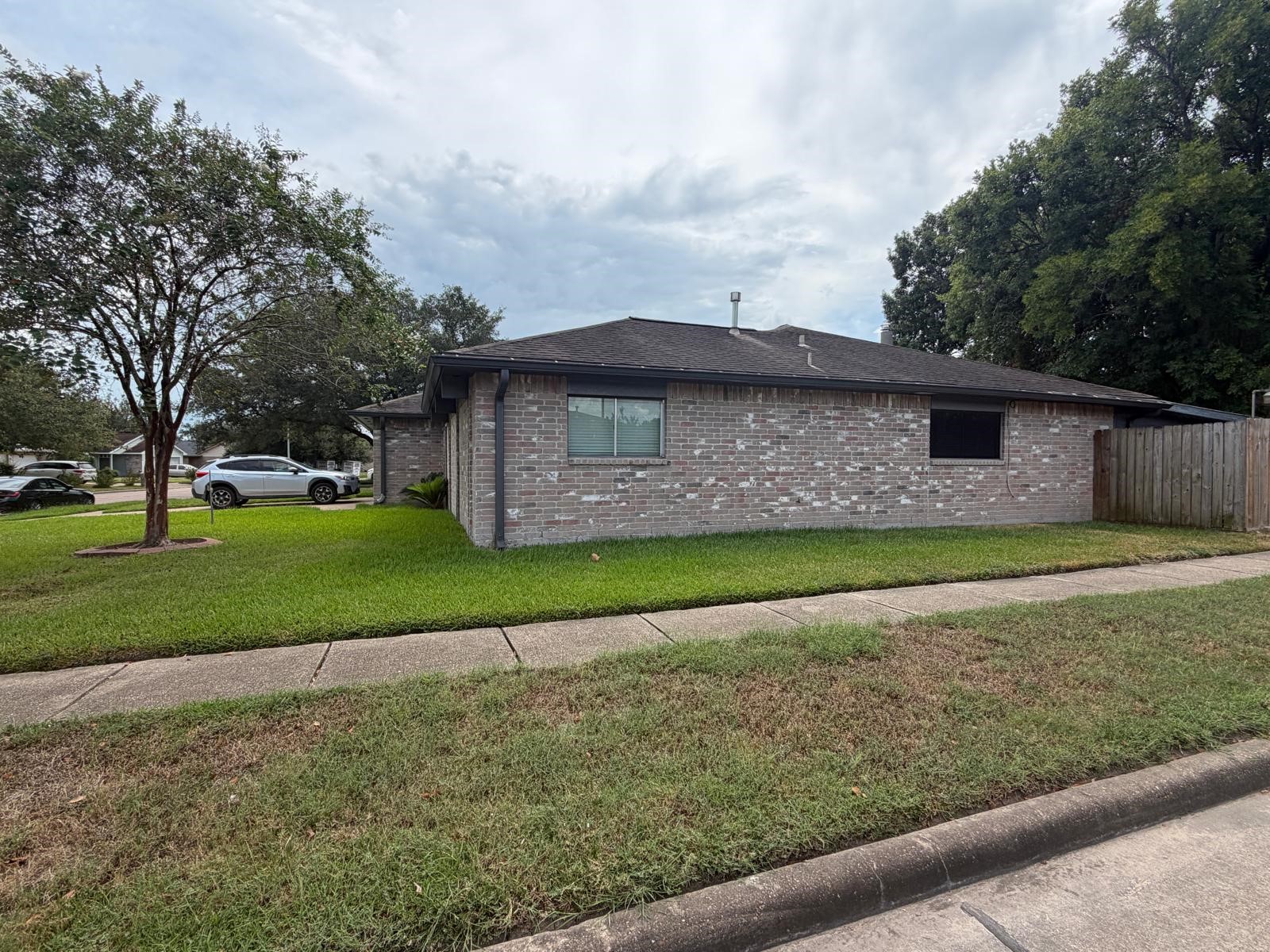 757 Sugar Hill Drive Property Photo 3