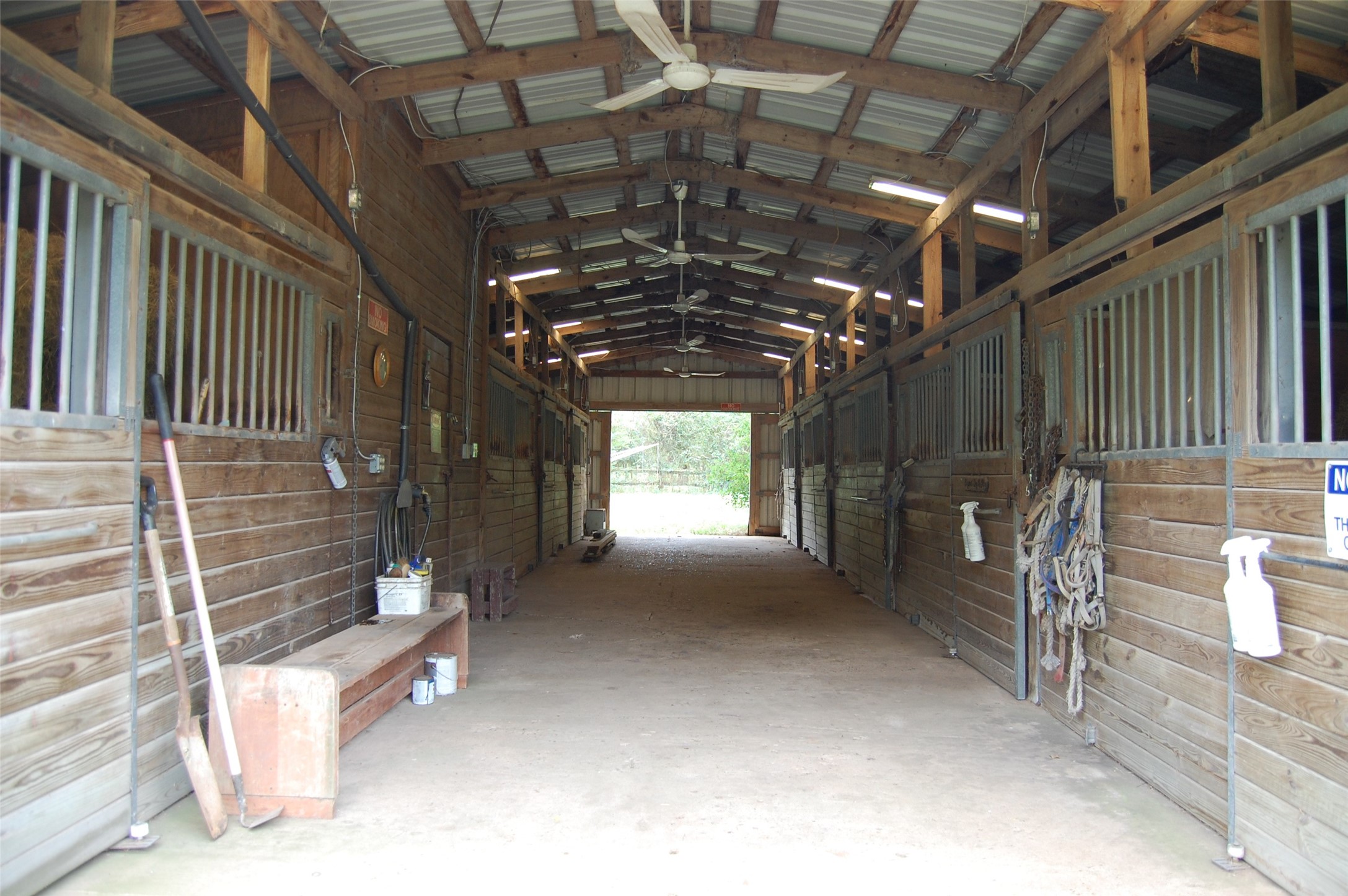 20075 Forestview Drive Property Photo 6