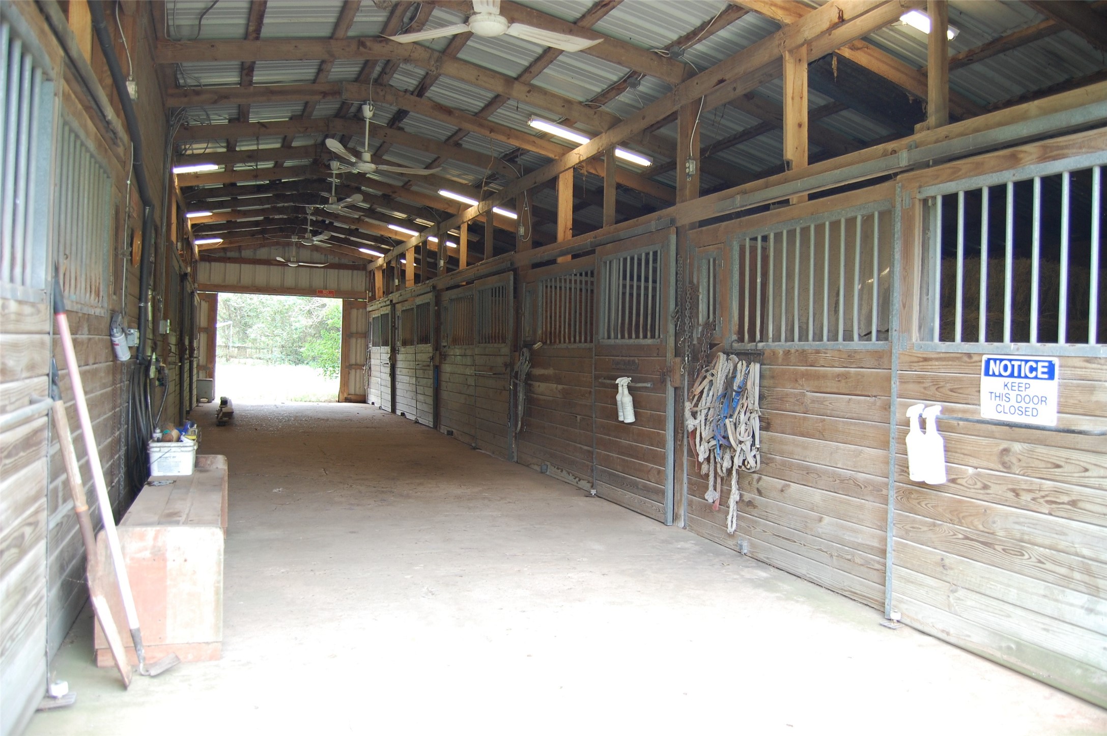 20075 Forestview Drive Property Photo 7