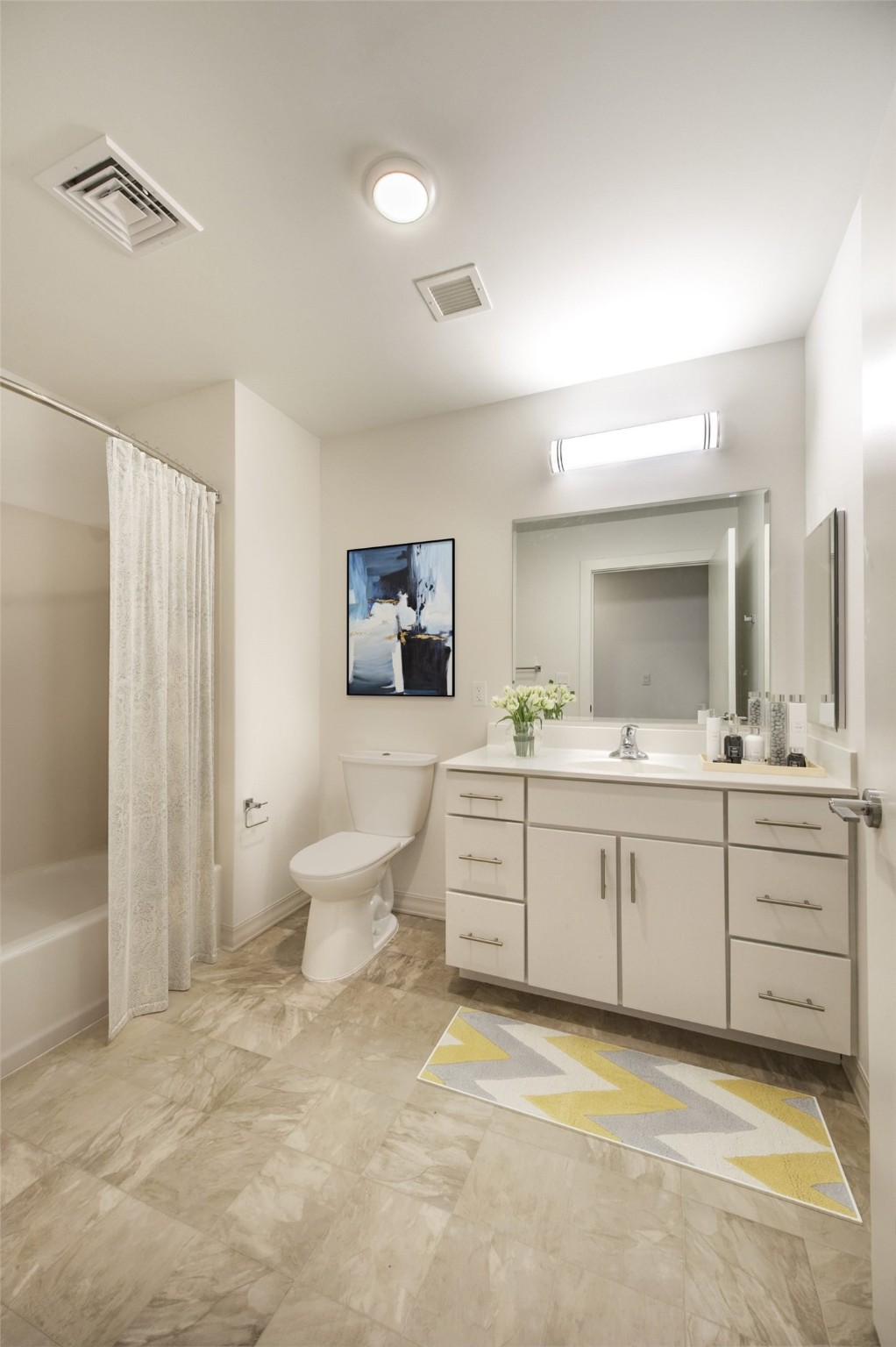 100 Cabot St Property Photo 7