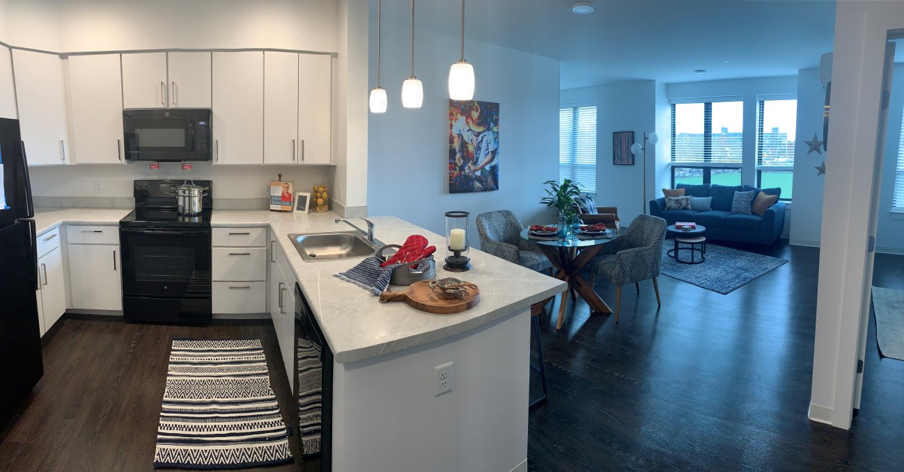 100 Cabot St Property Photo 11
