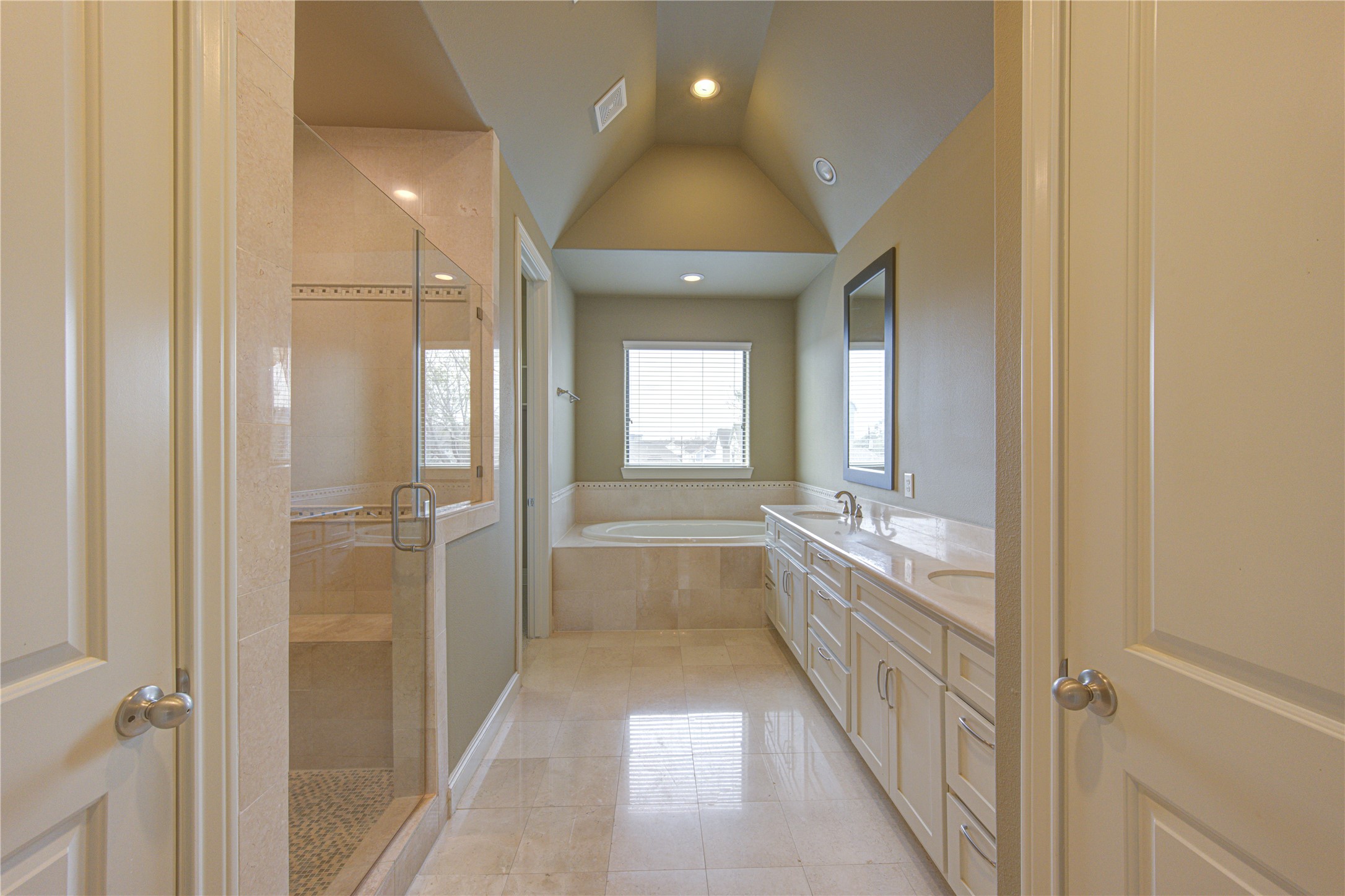 5826 Darling St Property Photo 18