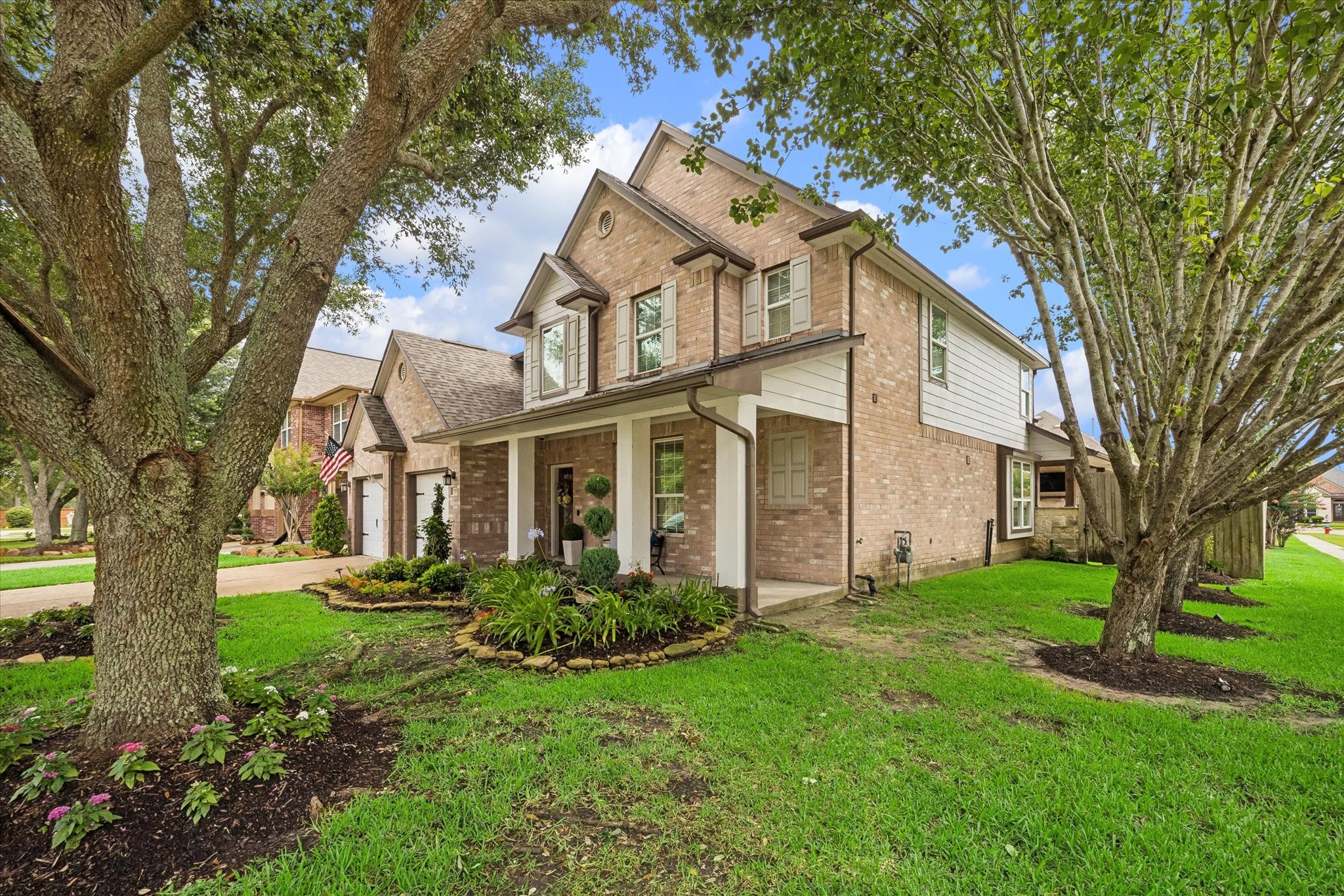 6102 Timbermoss Court Property Photo 2