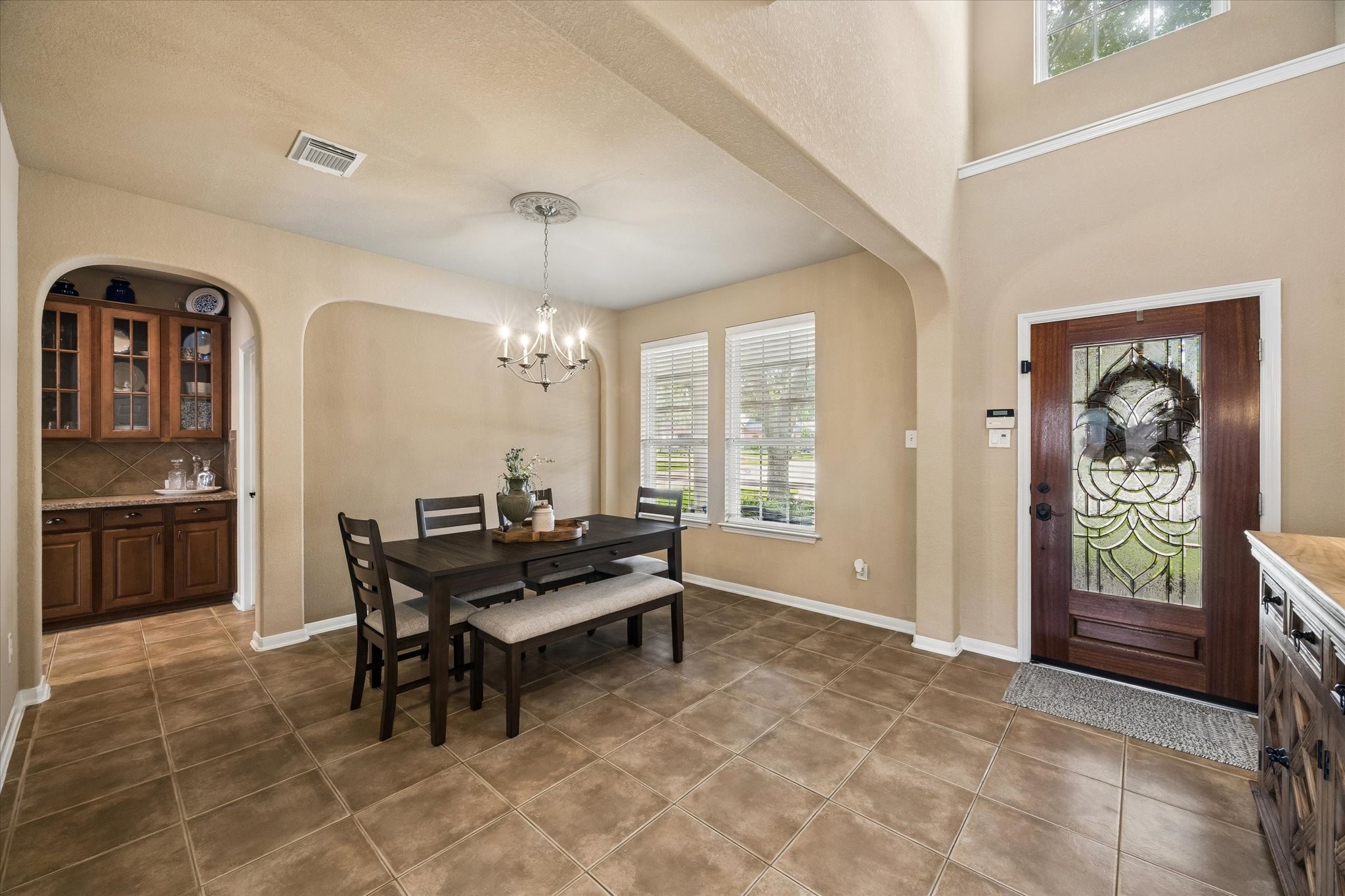 6102 Timbermoss Court Property Photo 3