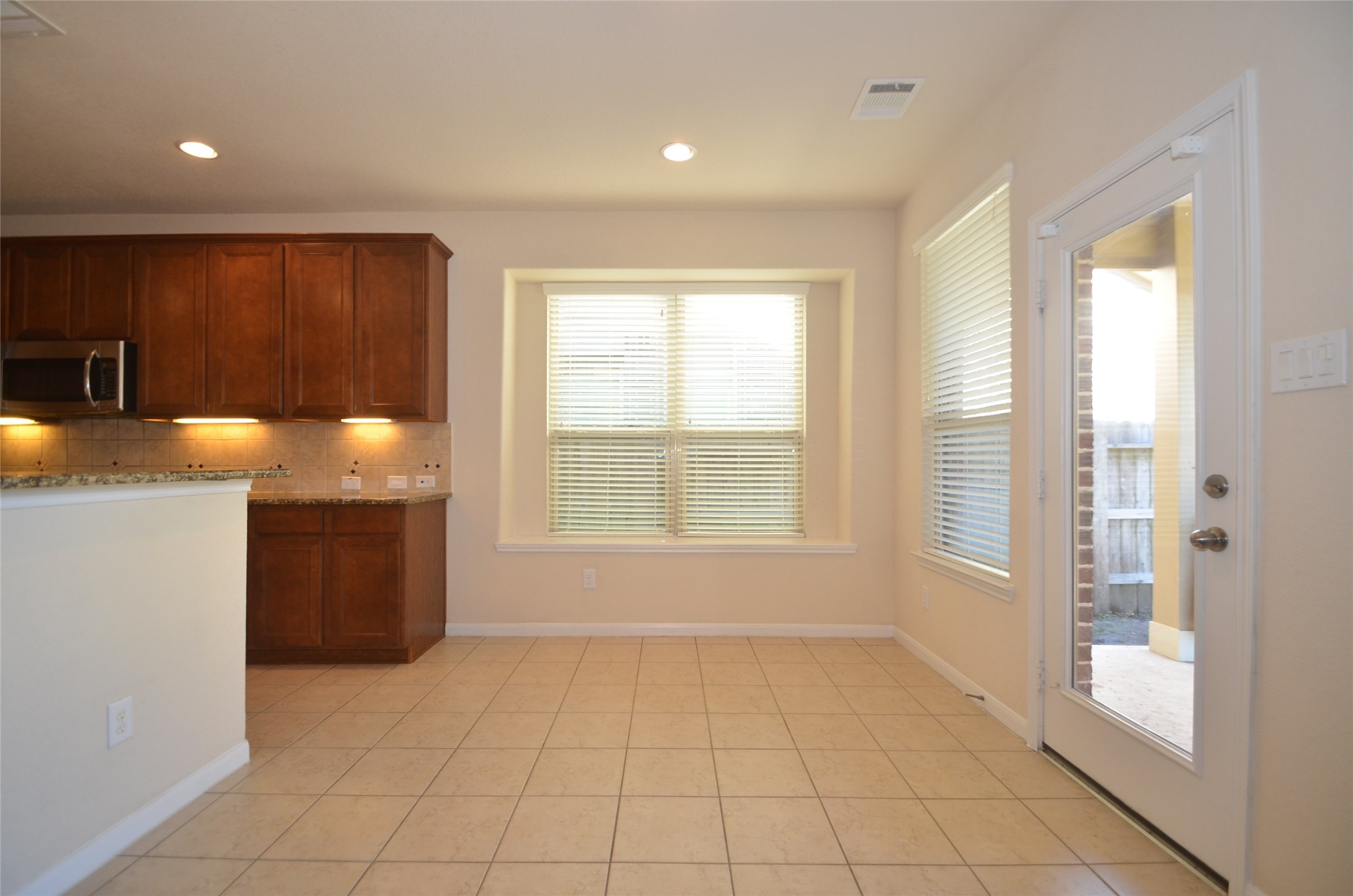 28510 Jacob Bend Dr Property Photo 12