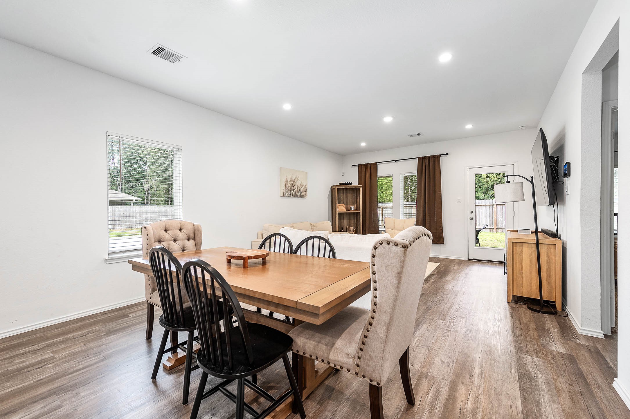 24214 Montcliff Bend Lane Property Photo 11