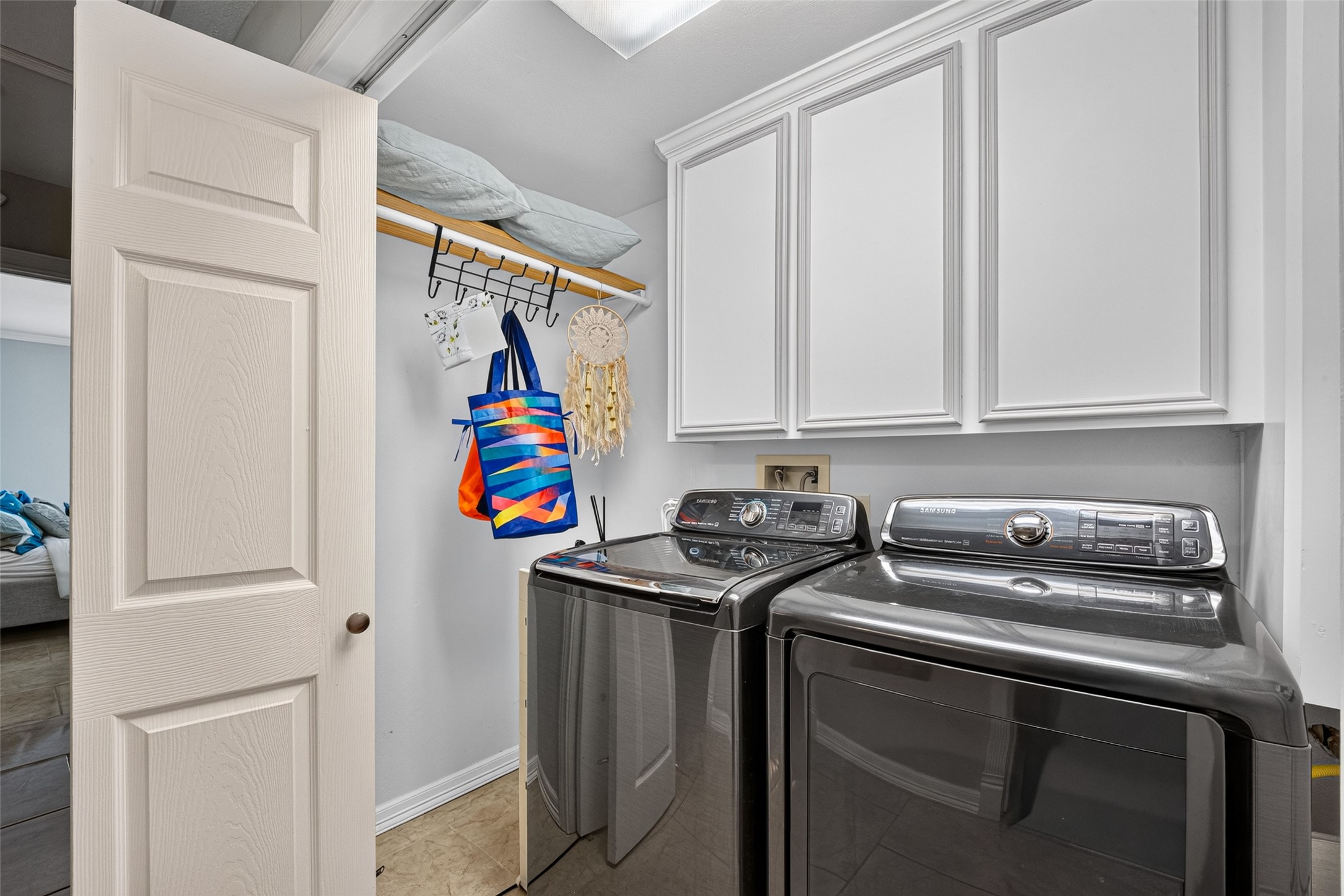 9006 Silver Spring Lane Property Photo 25