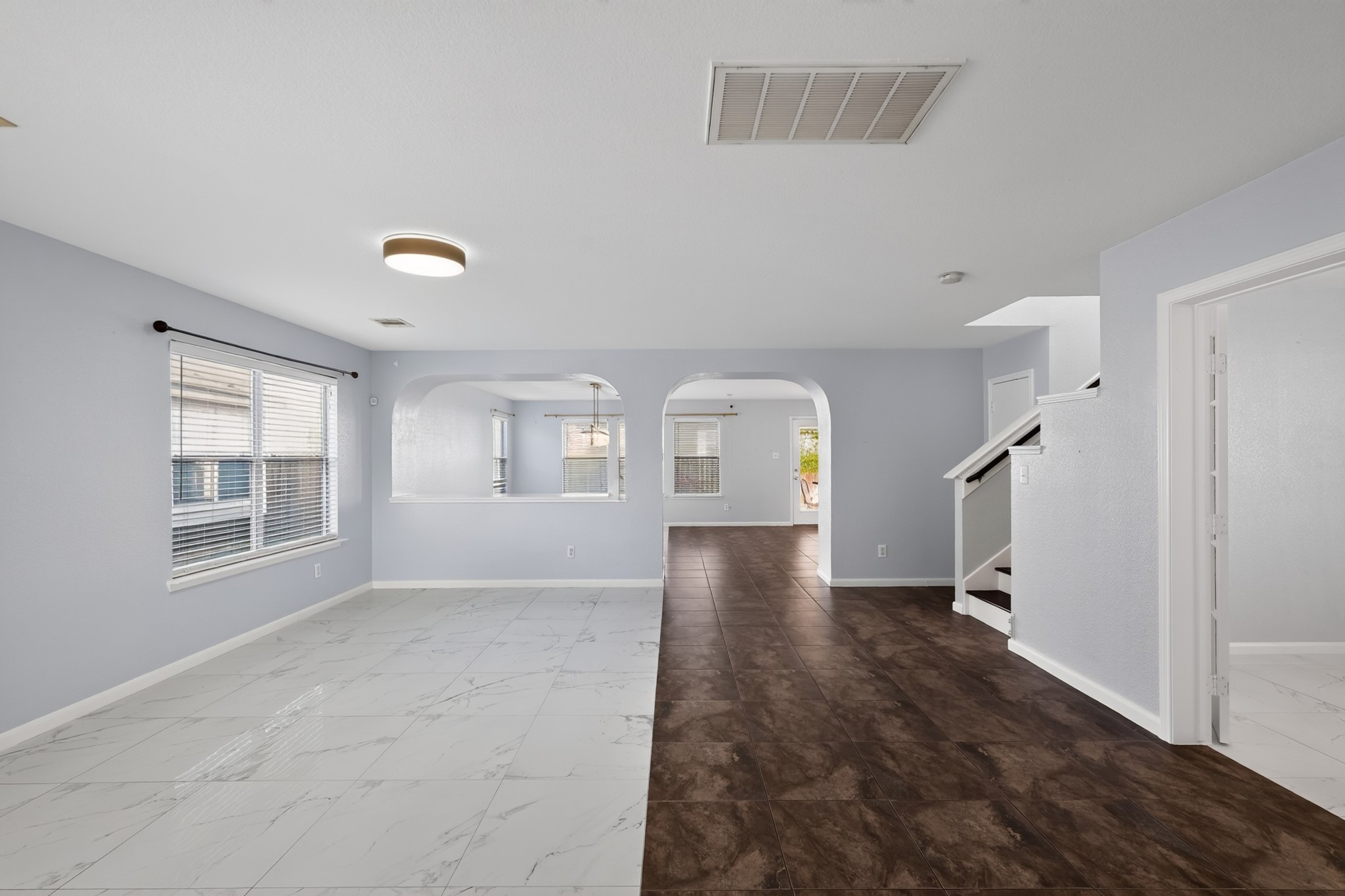 331 Mantova Drive Property Photo 4