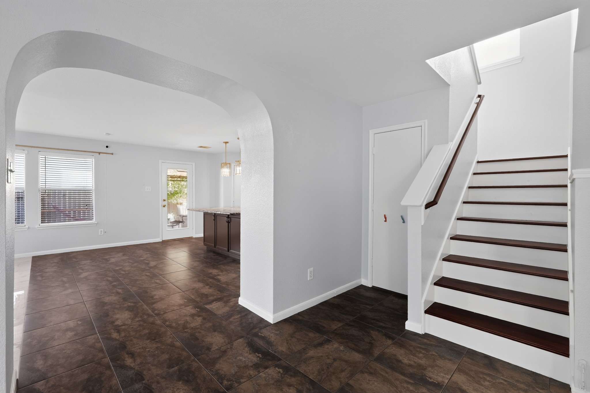 331 Mantova Drive Property Photo 17
