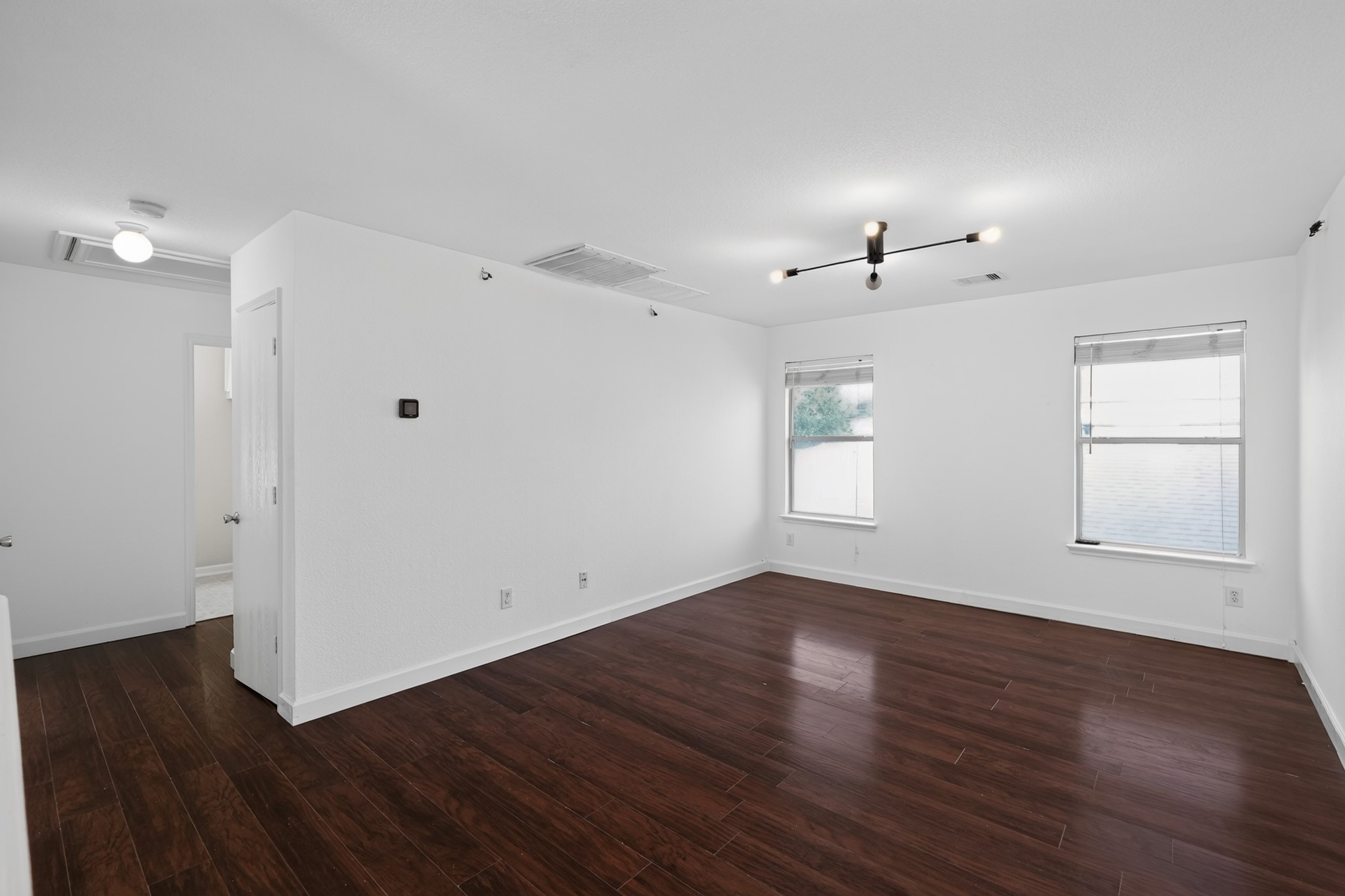 331 Mantova Drive Property Photo 18