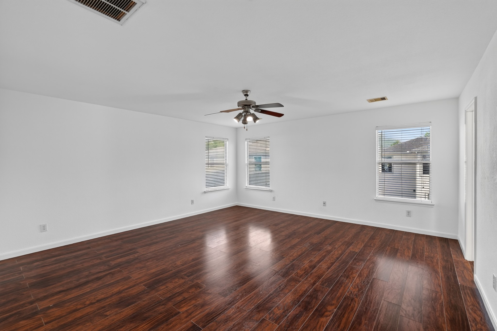 331 Mantova Drive Property Photo 20
