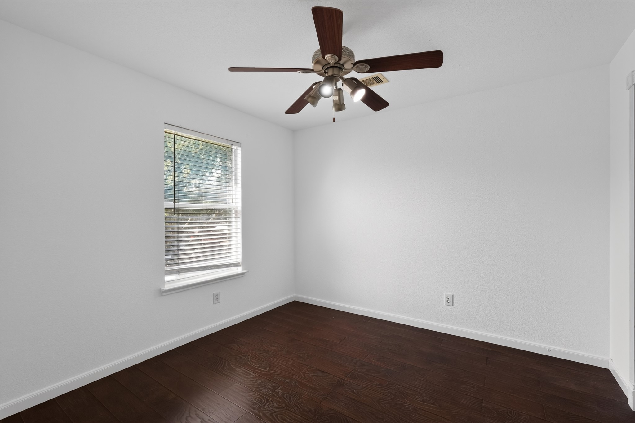 331 Mantova Drive Property Photo 27