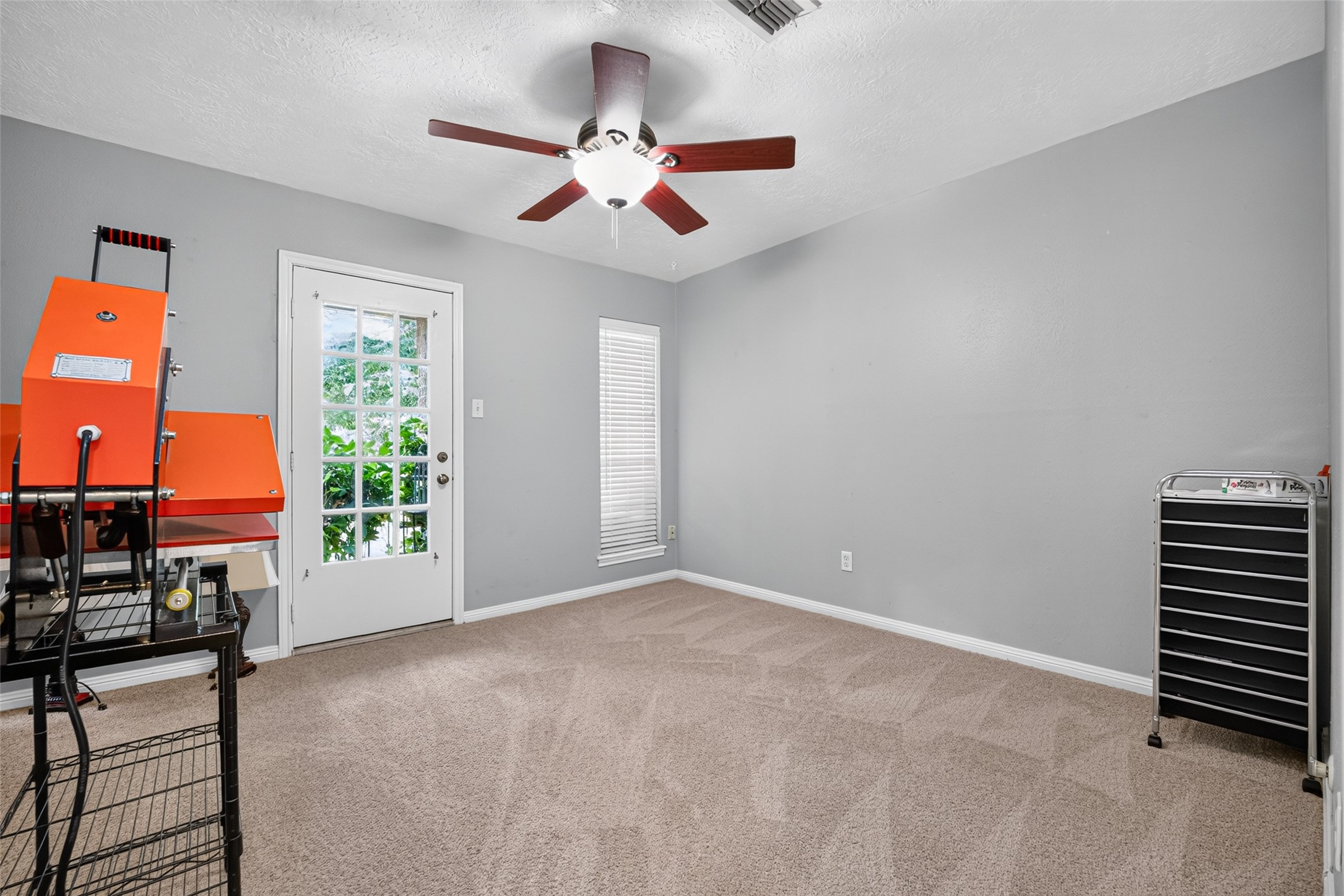 5727 Green Springs Dr Property Photo 17