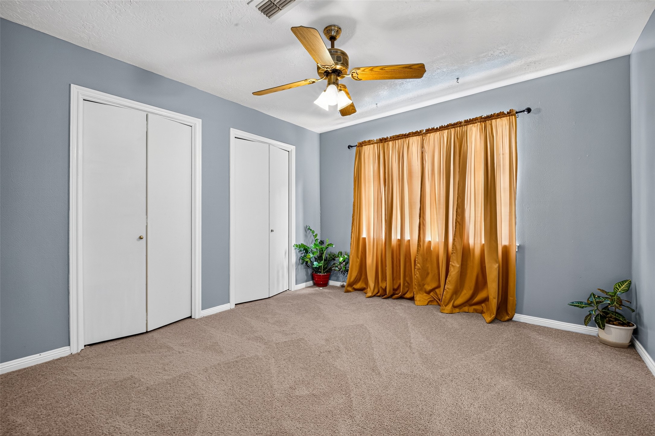 5727 Green Springs Dr Property Photo 18
