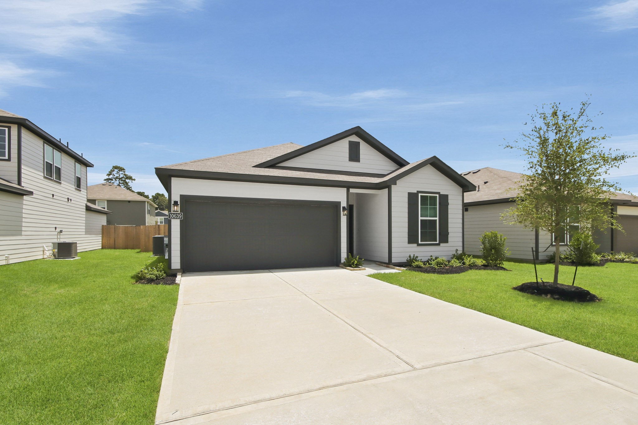 10639 Crockett Meadows Boulevard Property Photo 2