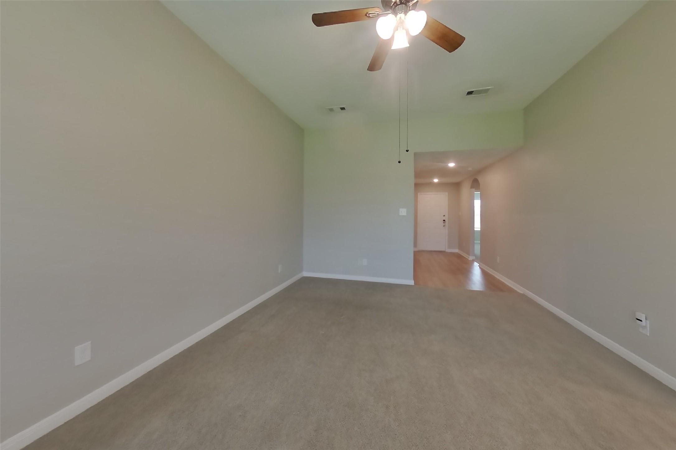 7715 Vacek Meadows Loop Property Photo 2