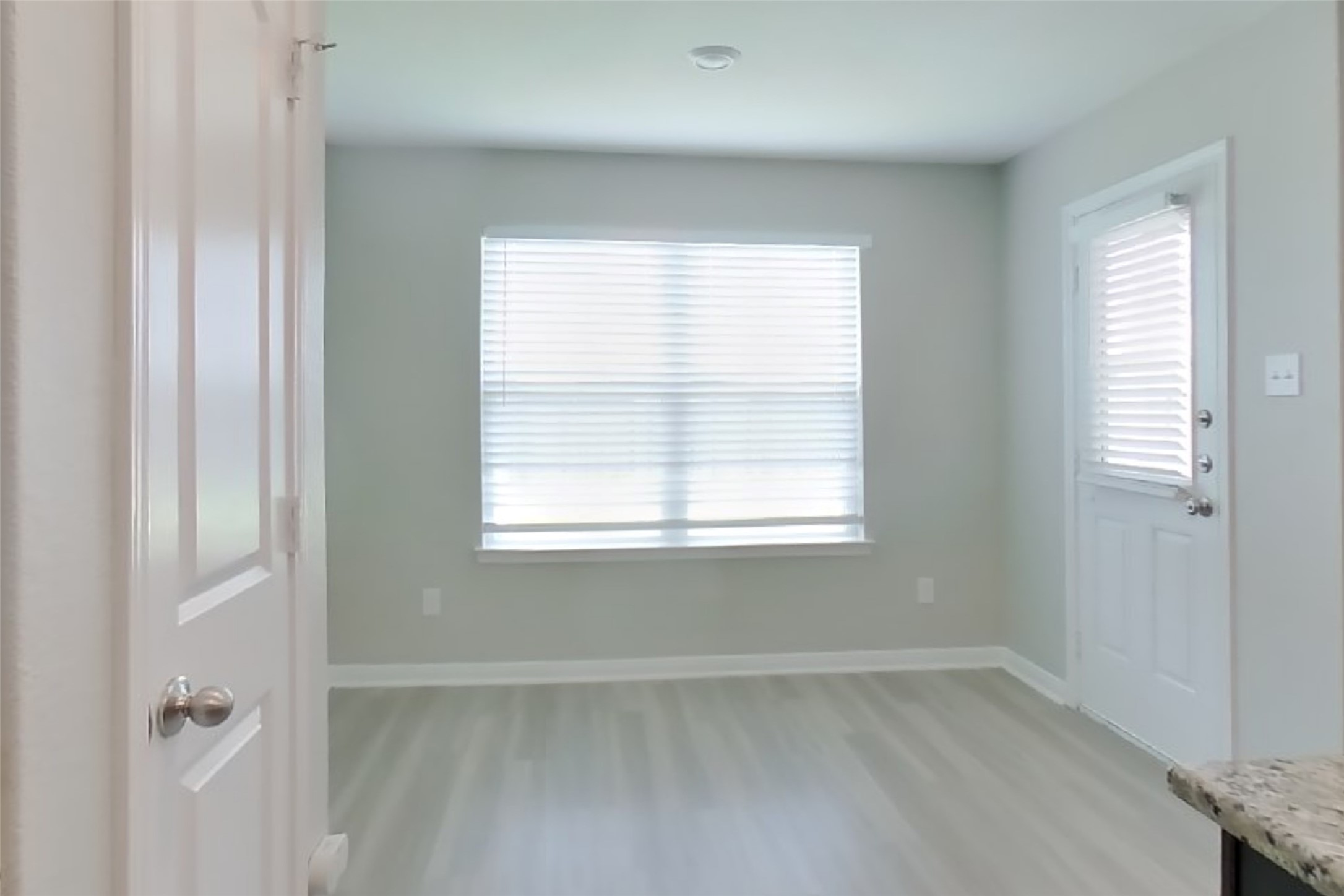 7715 Vacek Meadows Loop Property Photo 4