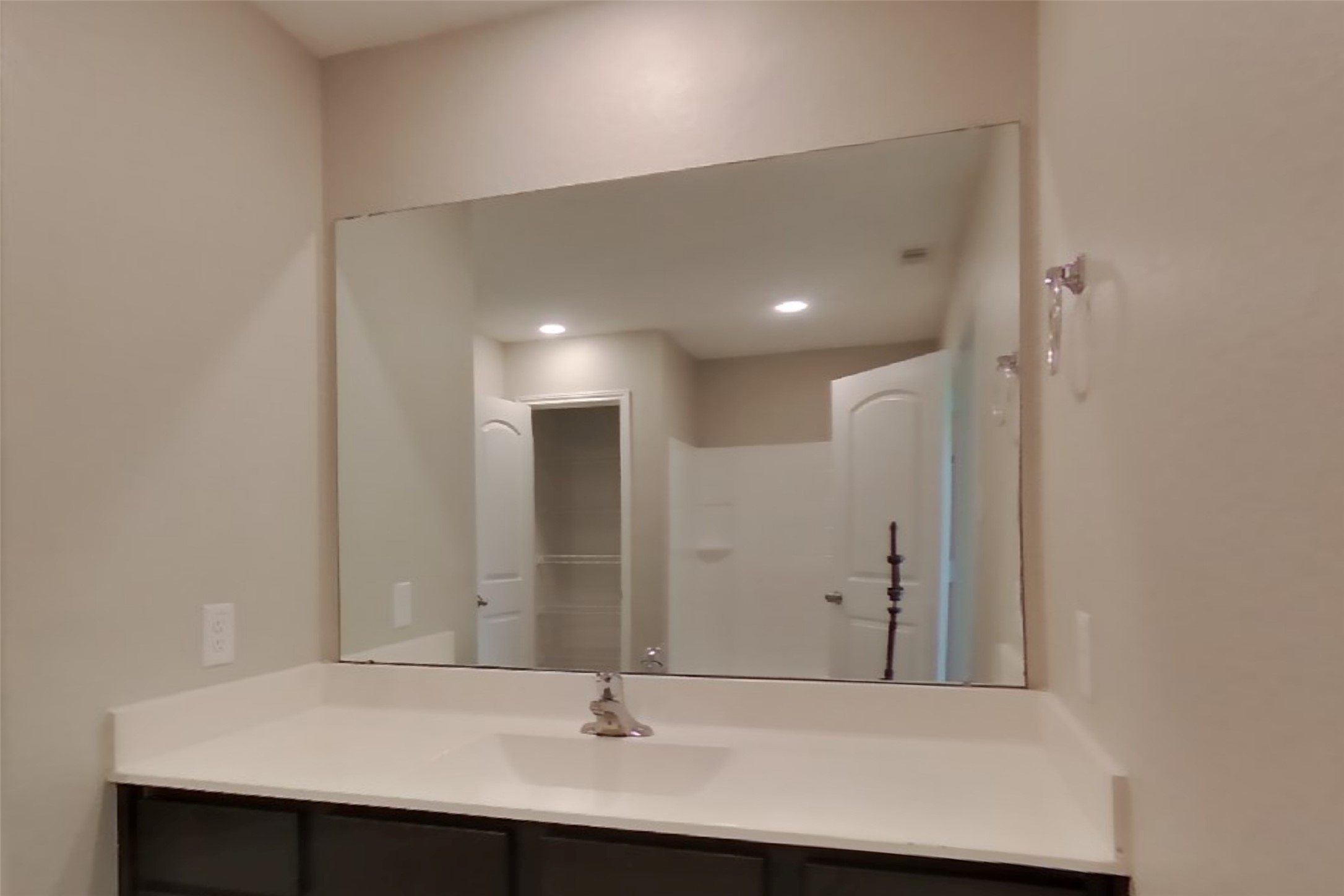 7715 Vacek Meadows Loop Property Photo 8