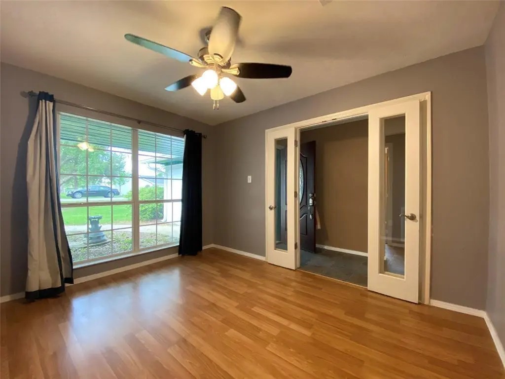2414 Loch Lomond Street Property Photo 24