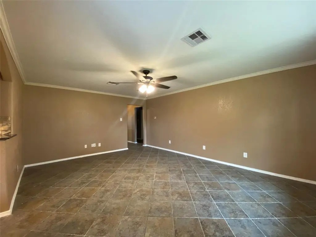 2414 Loch Lomond Street Property Photo 26