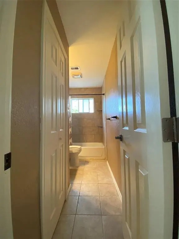 2414 Loch Lomond Street Property Photo 31