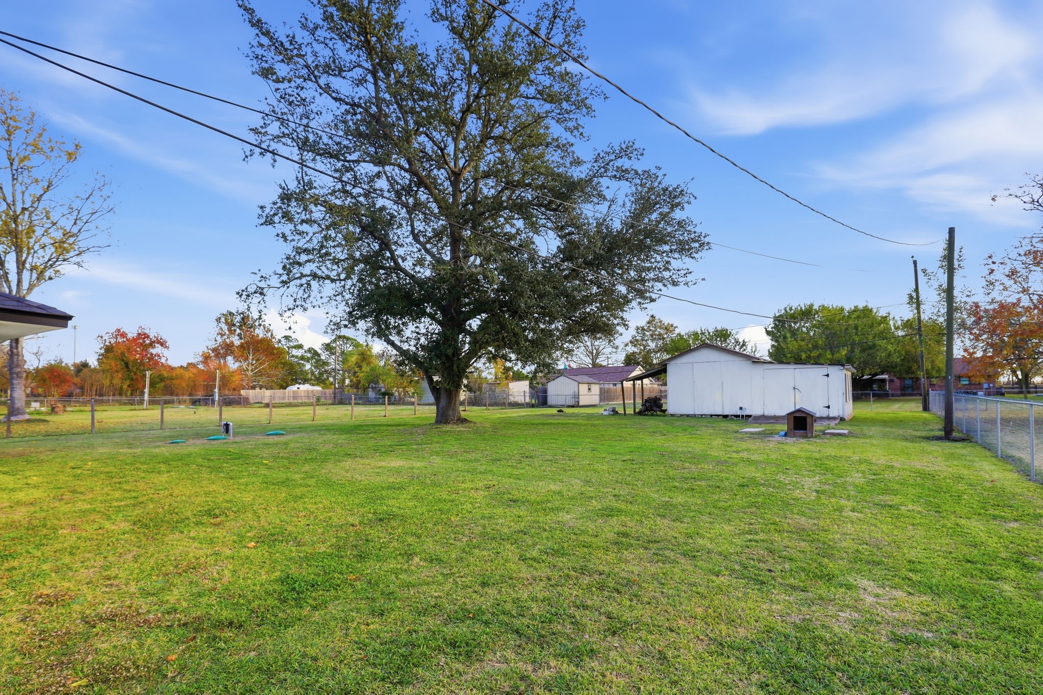 2414 Loch Lomond Street Property Photo 39