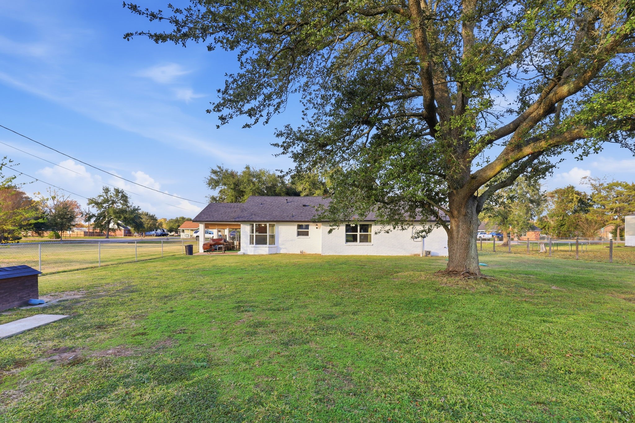 2414 Loch Lomond Street Property Photo 40