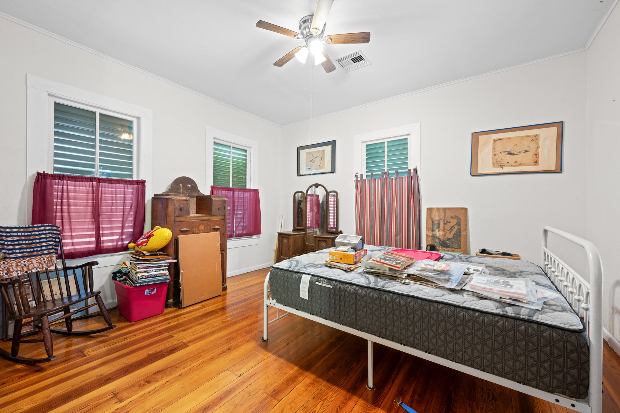 1312 Avenue L Property Photo 12