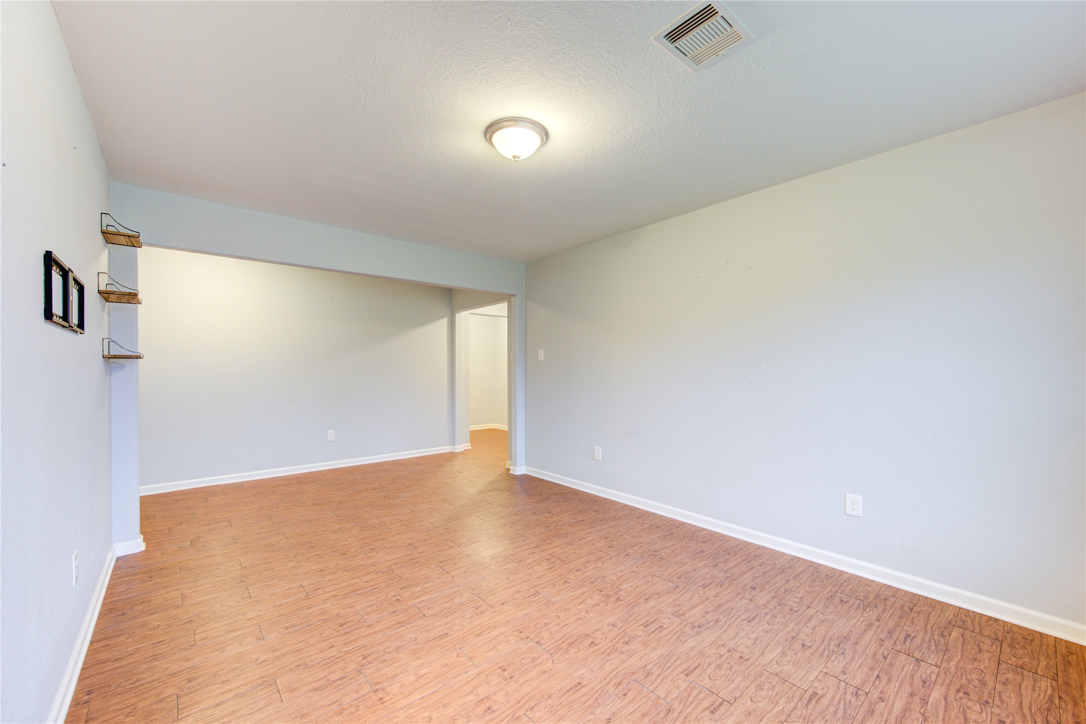 503 W Linney Street Property Photo 12