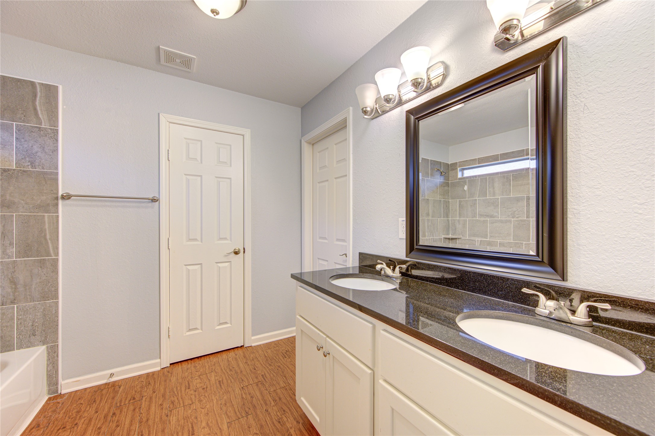 503 W Linney Street Property Photo 34