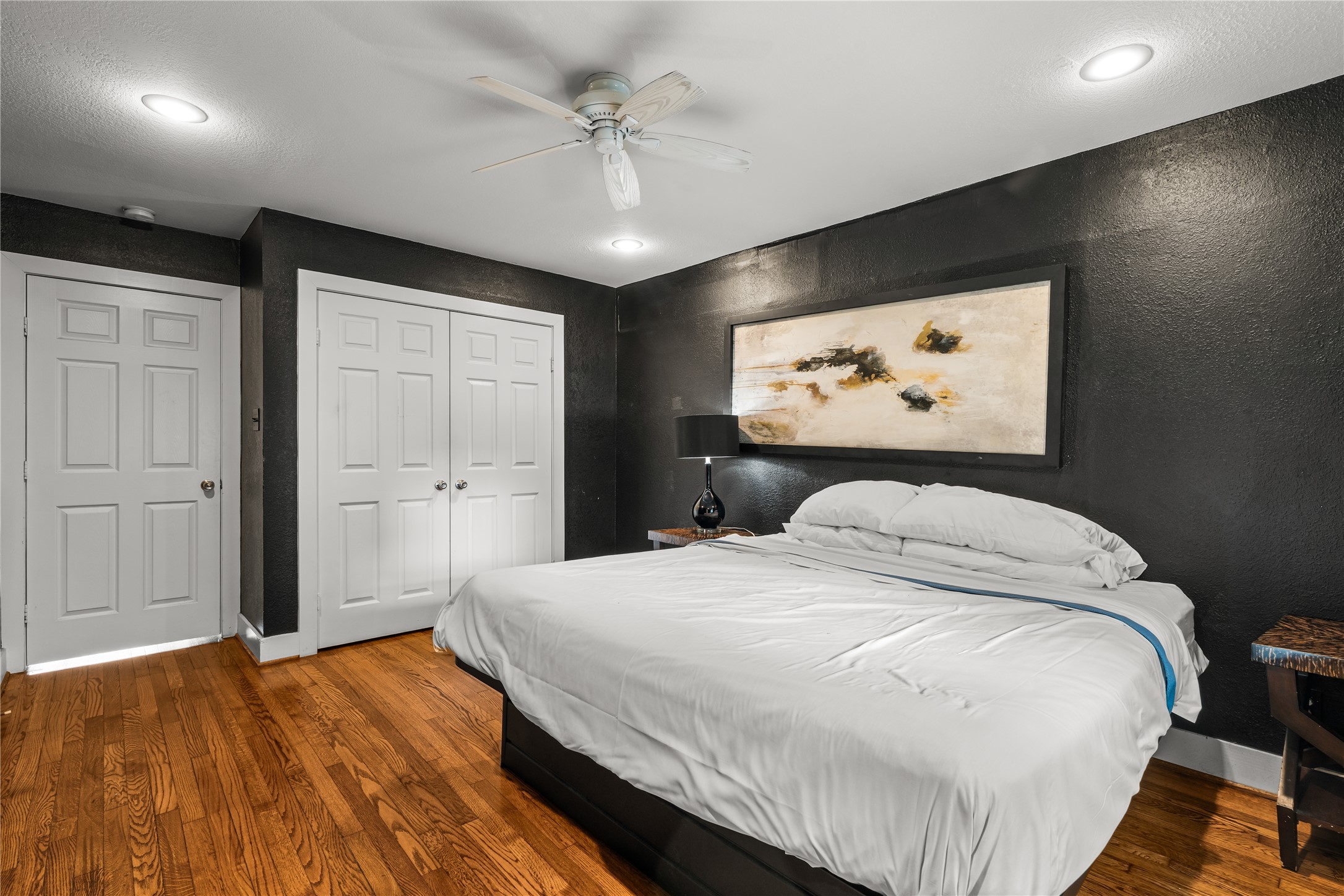 3312-2 Greenbriar Drive Property Photo 10