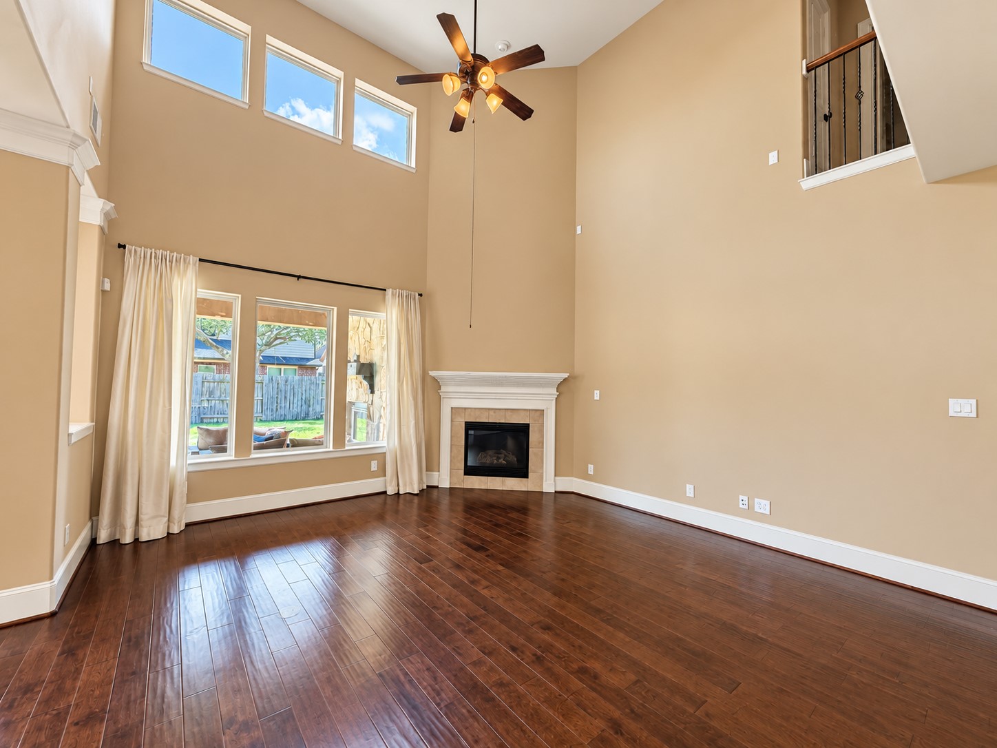 10322 Hatcher Drive Property Photo 6